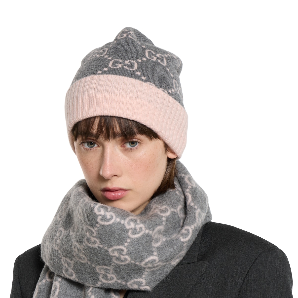 GG cashmere jacquard hat in dark brown and beige