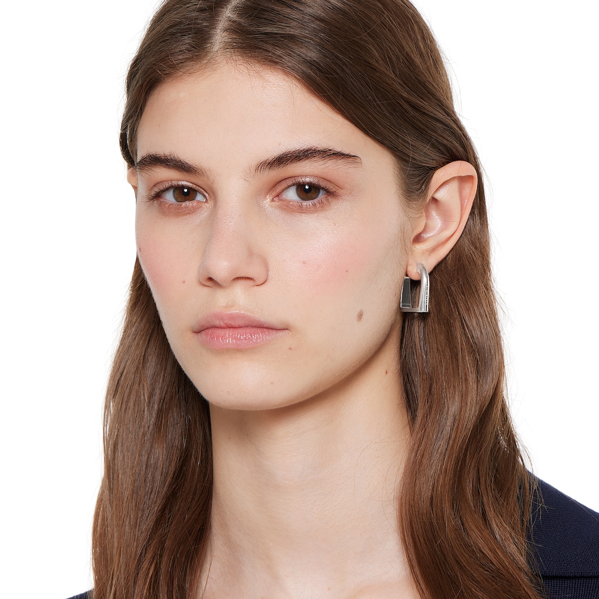 グッチ スタッファ〕フープピアス ・スターリングシルバー | GUCCI公式