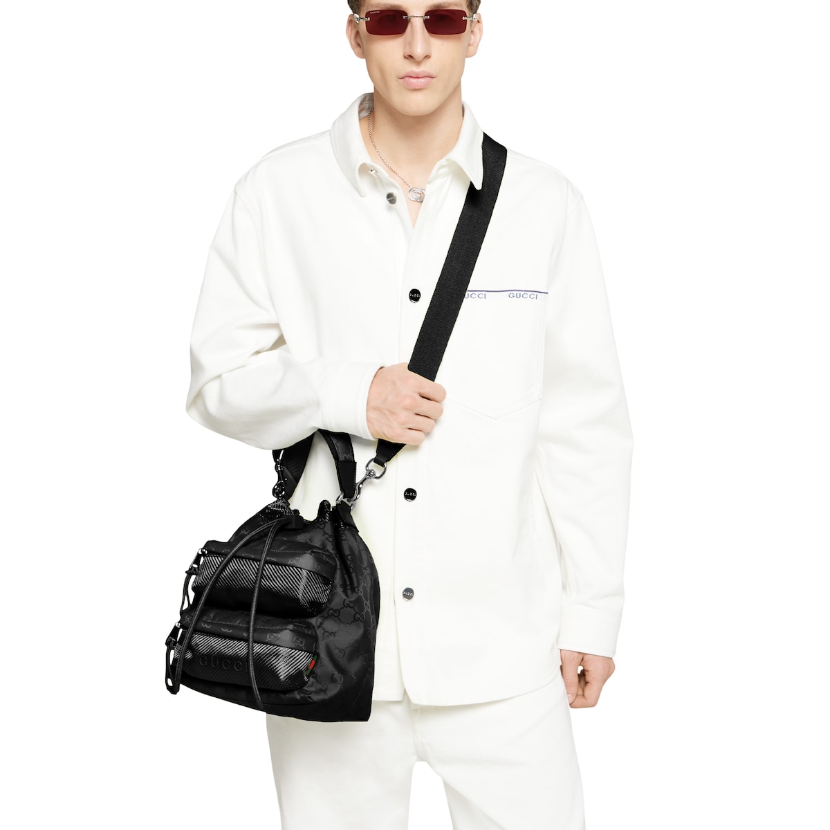 GGナイロン スモール バケットバッグ ・ブラック GGナイロン | GUCCI公式