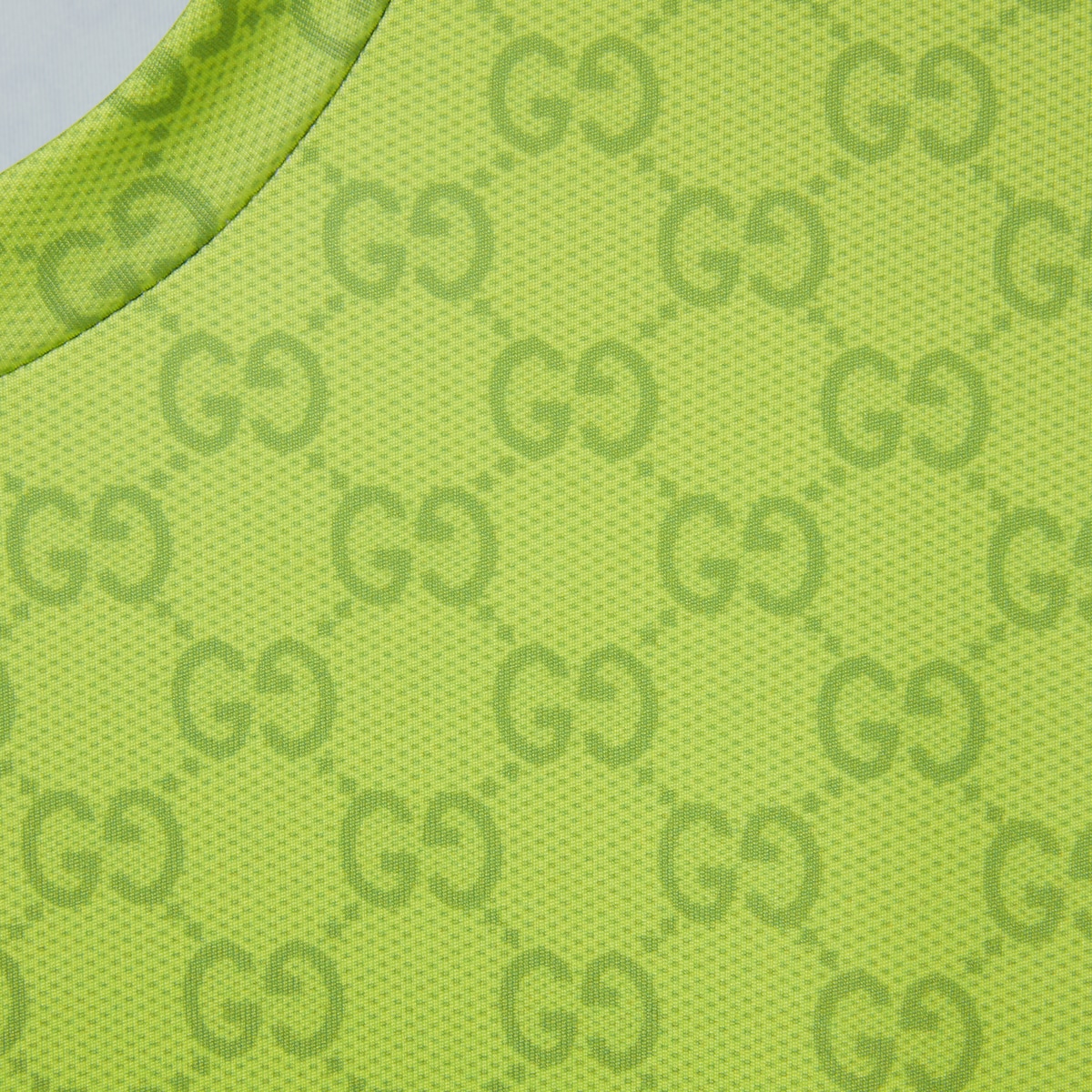 Printed technical cotton jersey T-shirt in gradient lime and