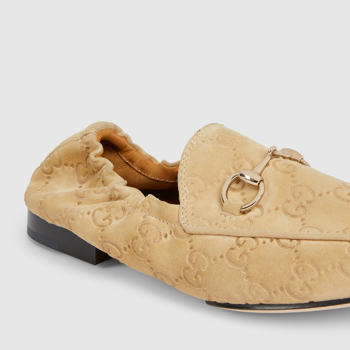 Women's Jordaan loafer in beige GG suede - thumbnail 6