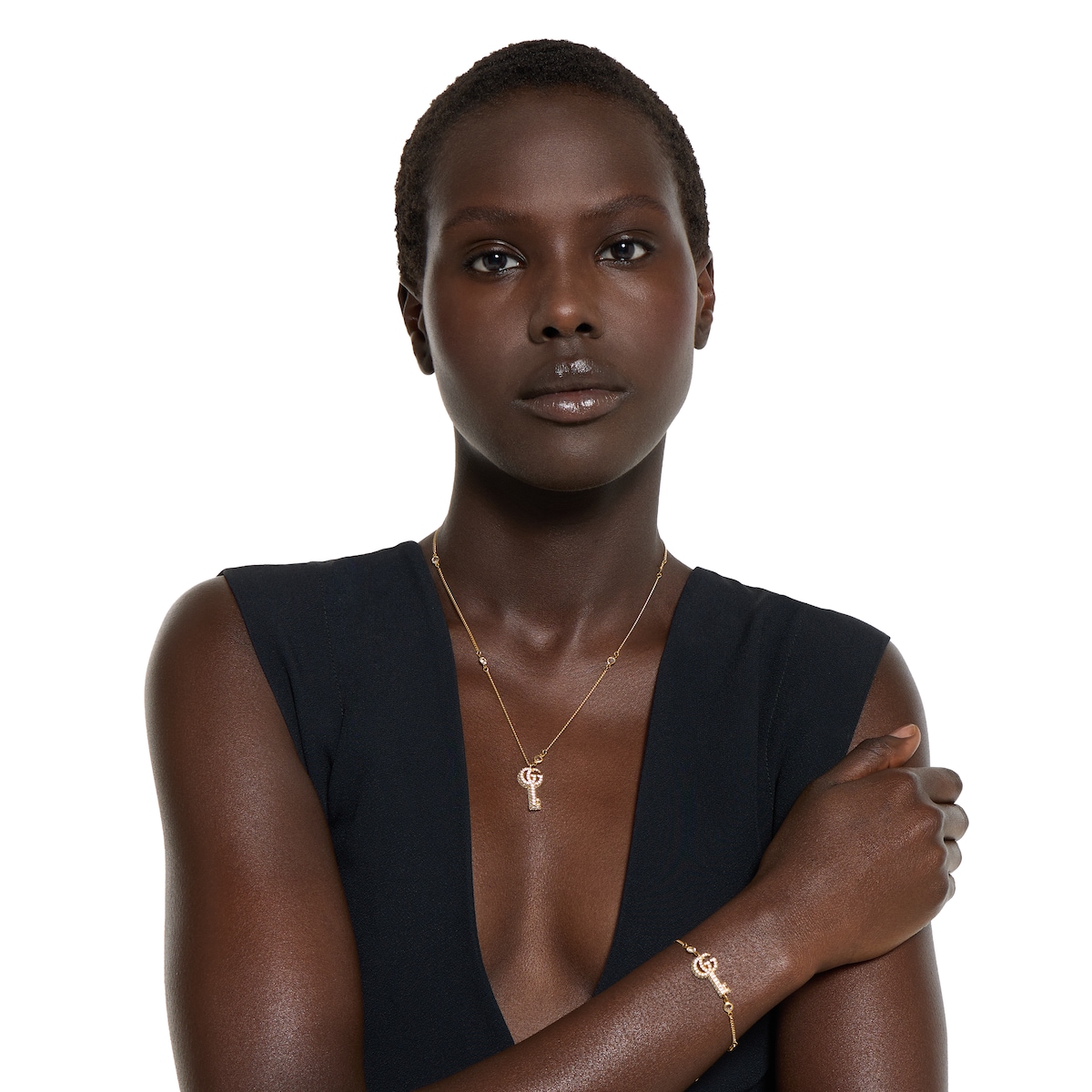 新品 GUCCI クリスタル付きダブルGキー ネックレス GUCCI☆クリスタル付き ダブルG キー ネックレス☆すぐ届く