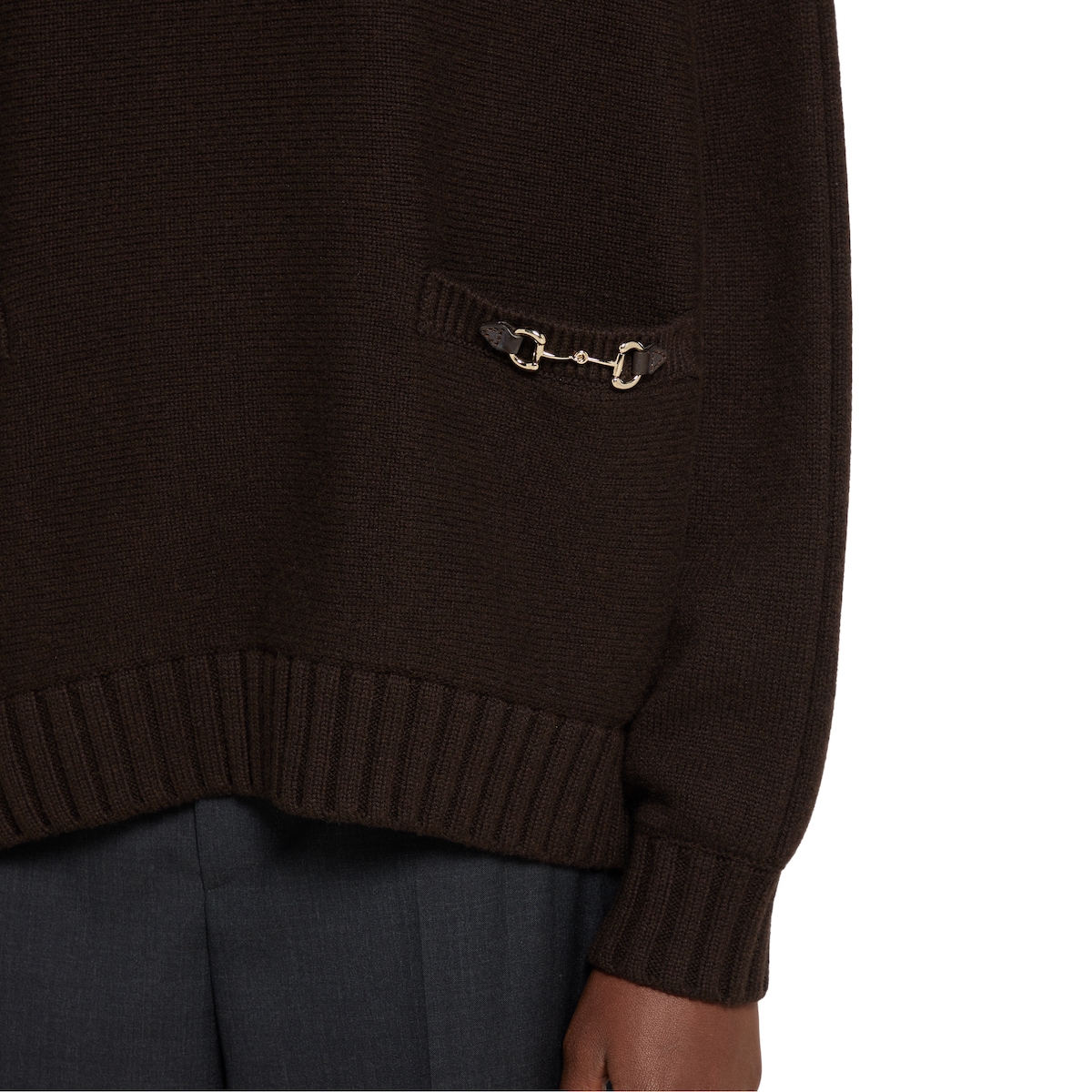 Wool cashmere sweater with Horsebit in dark brown