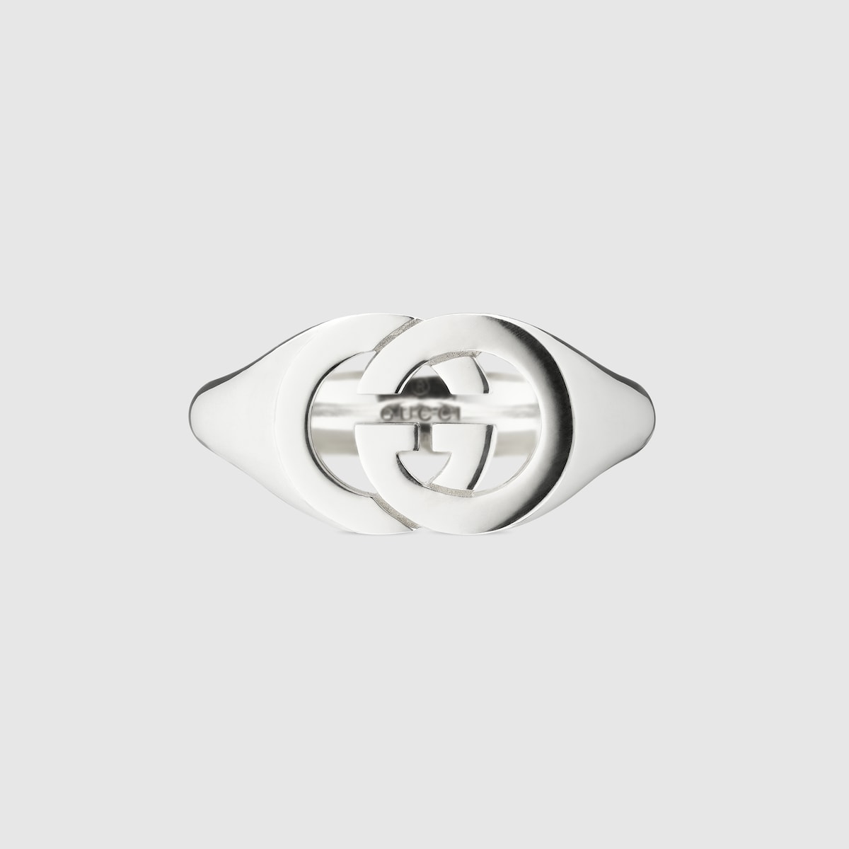 Gucci Interlocking signet ring in 925 sterling silver | GUCCI® US