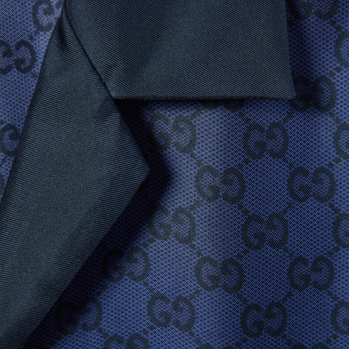 Printed silk twill bowling shirt in blue | GUCCI® US