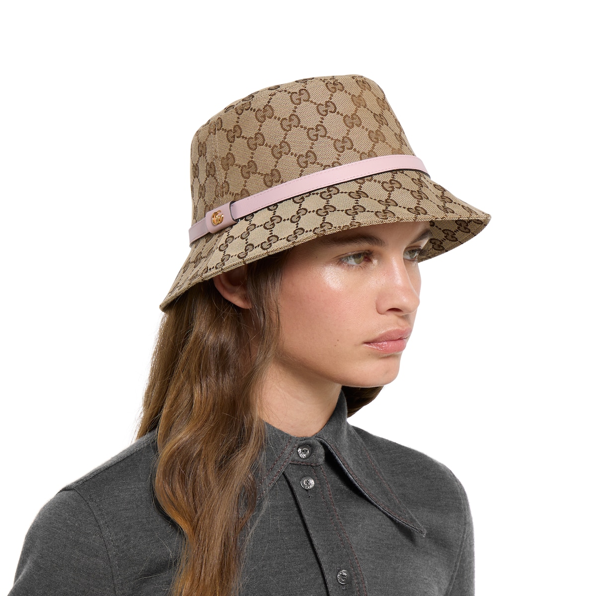 GUCCI GGロゴバケットハット ベージュ GUCCI GGロゴバケットハット ベージュ