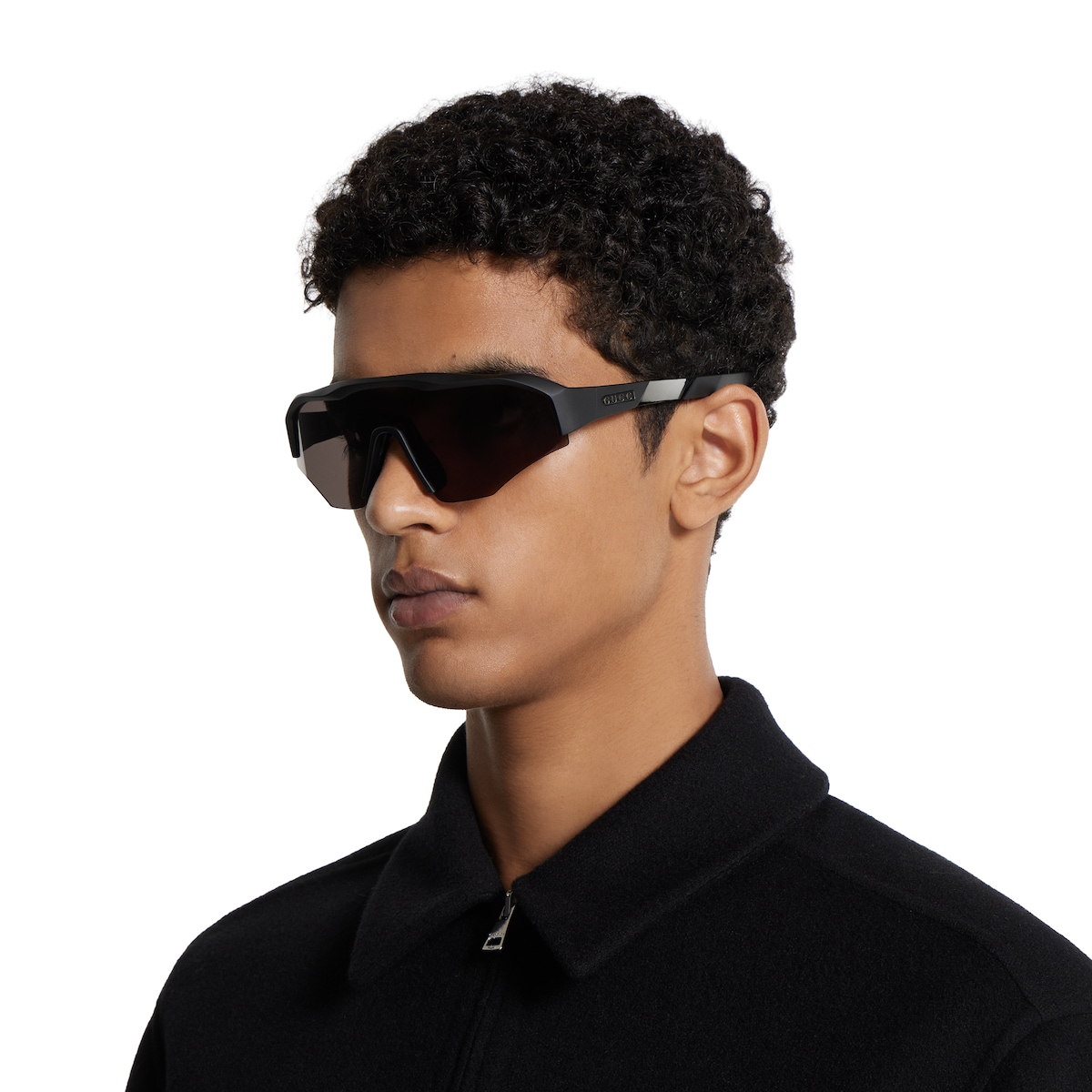 Mask-shaped sunglasses in black | GUCCI® US Mask-shaped sunglasses in black | GUCCI® US