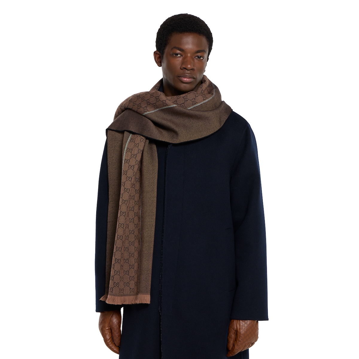 【未使用品】GUCCI GG WOOL JACQUARD SHAWL ショール GG jacquard silk wool shawl in black | GUCCI® US