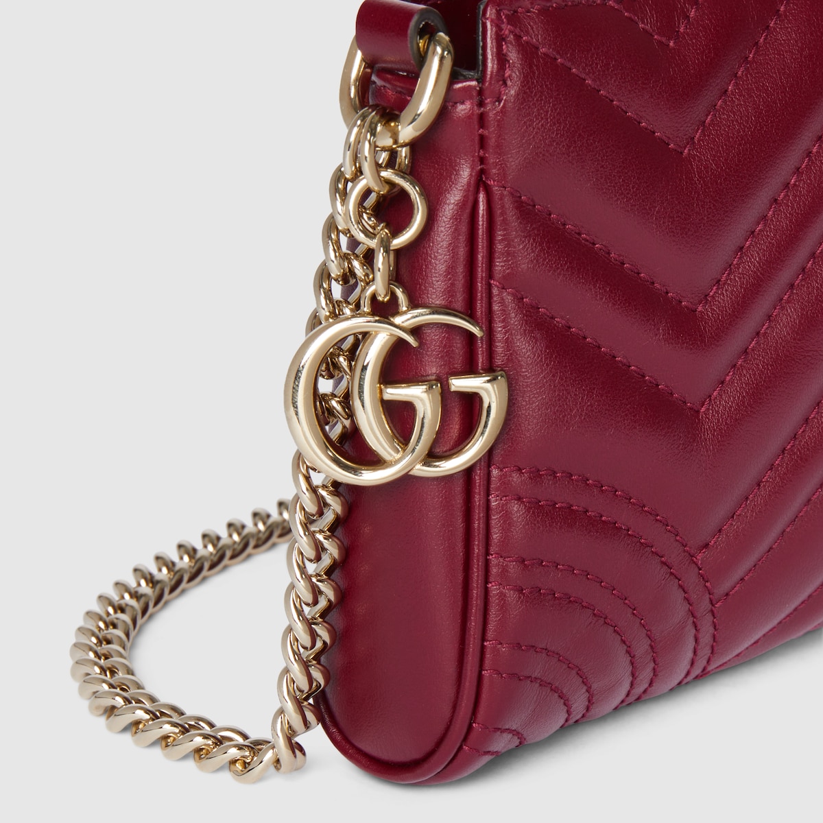 GG Marmont small shoulder bag in Rosso Ancora red leather | GUCCI® US