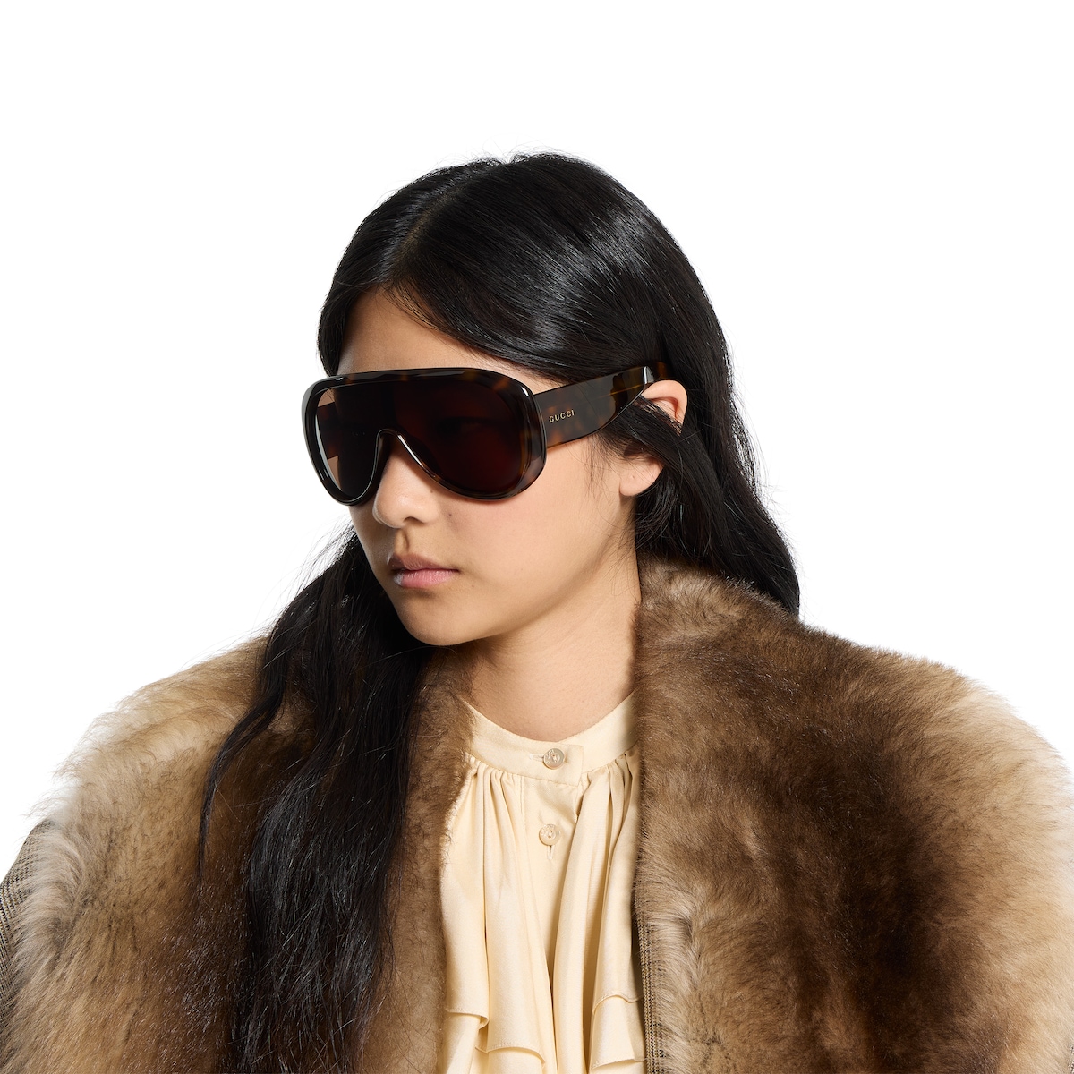 Rectangular frame sunglasses in dark brown tortoiseshell | GUCCI® US