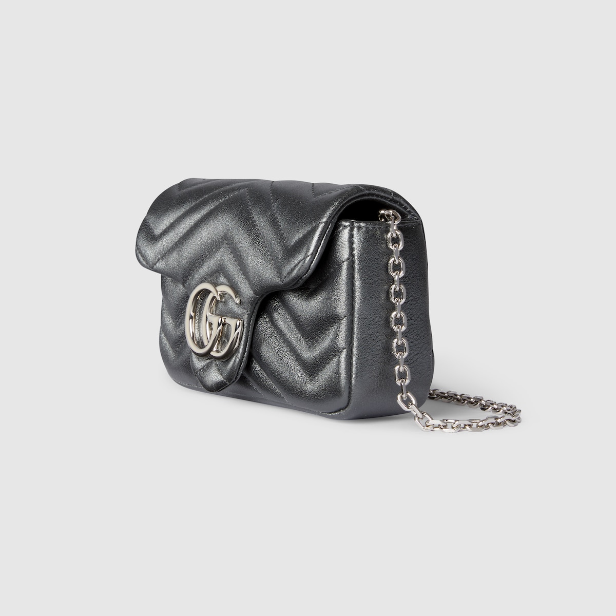 GUCCI GGマーモント ミニバッグ シルバー GG Marmont Small leather shoulder bag in silver - Gucci | Mytheresa