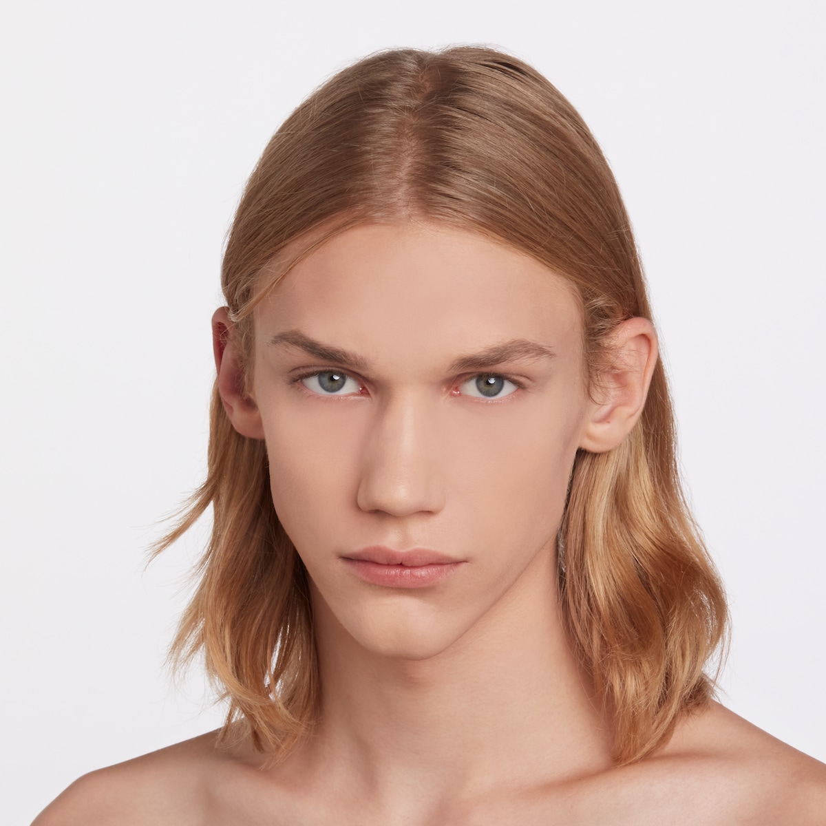 GUCCI グッチ エテルニテ ドゥ ボーテ ルミナス マット フィニッシュ 110C 30ml　[並行輸入品] 試してみたグッチ エテルニテ ドゥ ボーテ ルミナス マット