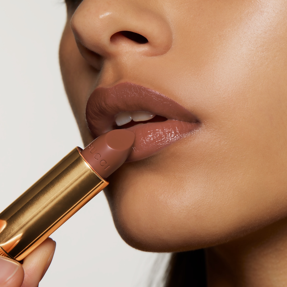 122 Eliza Ginger, Rouge à Lèvres Satin Lipstick in 122 Eliza