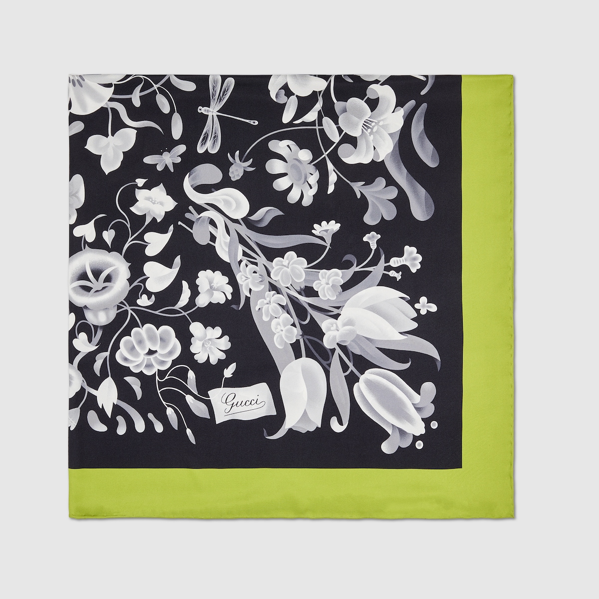 826133_3G001_3560_002_100_0000