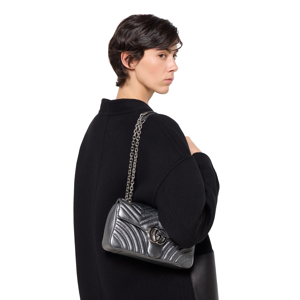 GGマーモント〕ミディアム ショルダーバッグ ・ダークグレー ラメ