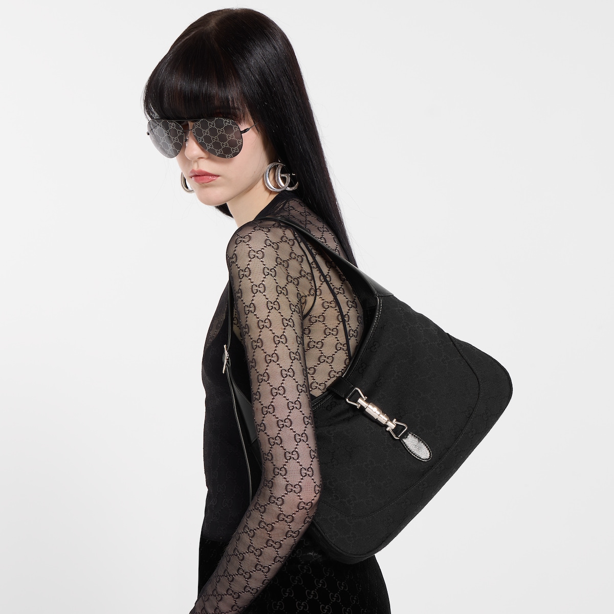 グッチ ジャッキー 1961〕ミディアム ショルダーバッグ ・ブラック GG