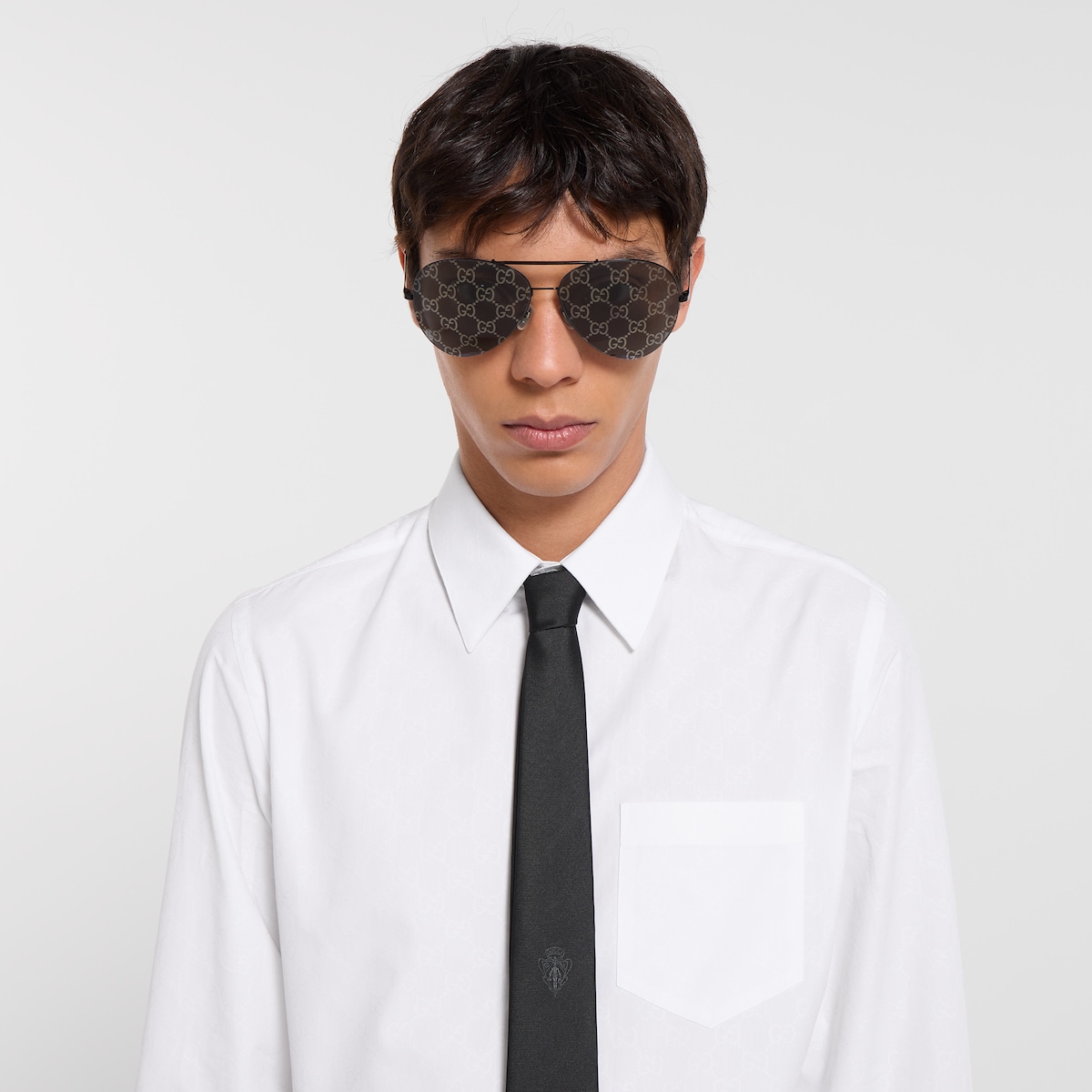 Silk jacquard tie in black