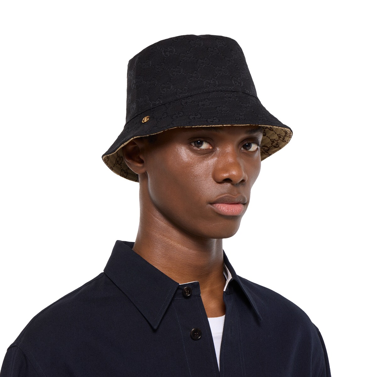 Reversible GG canvas bucket hat in black and beige
