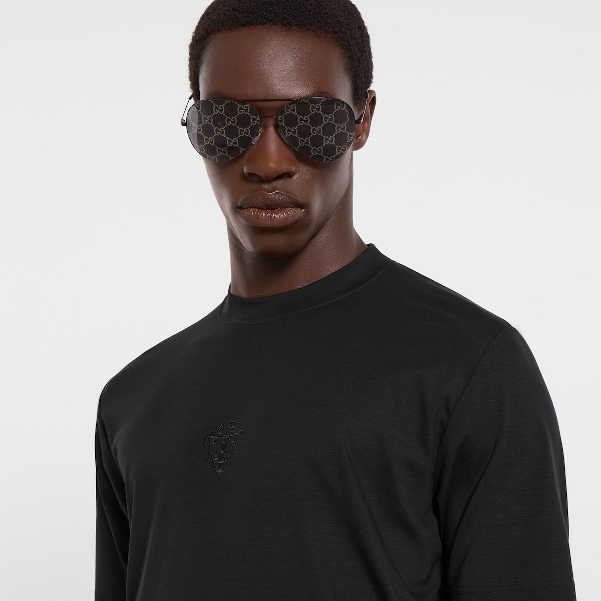 Soft rayon jersey T-shirt with embroidery in white - thumbnail 3