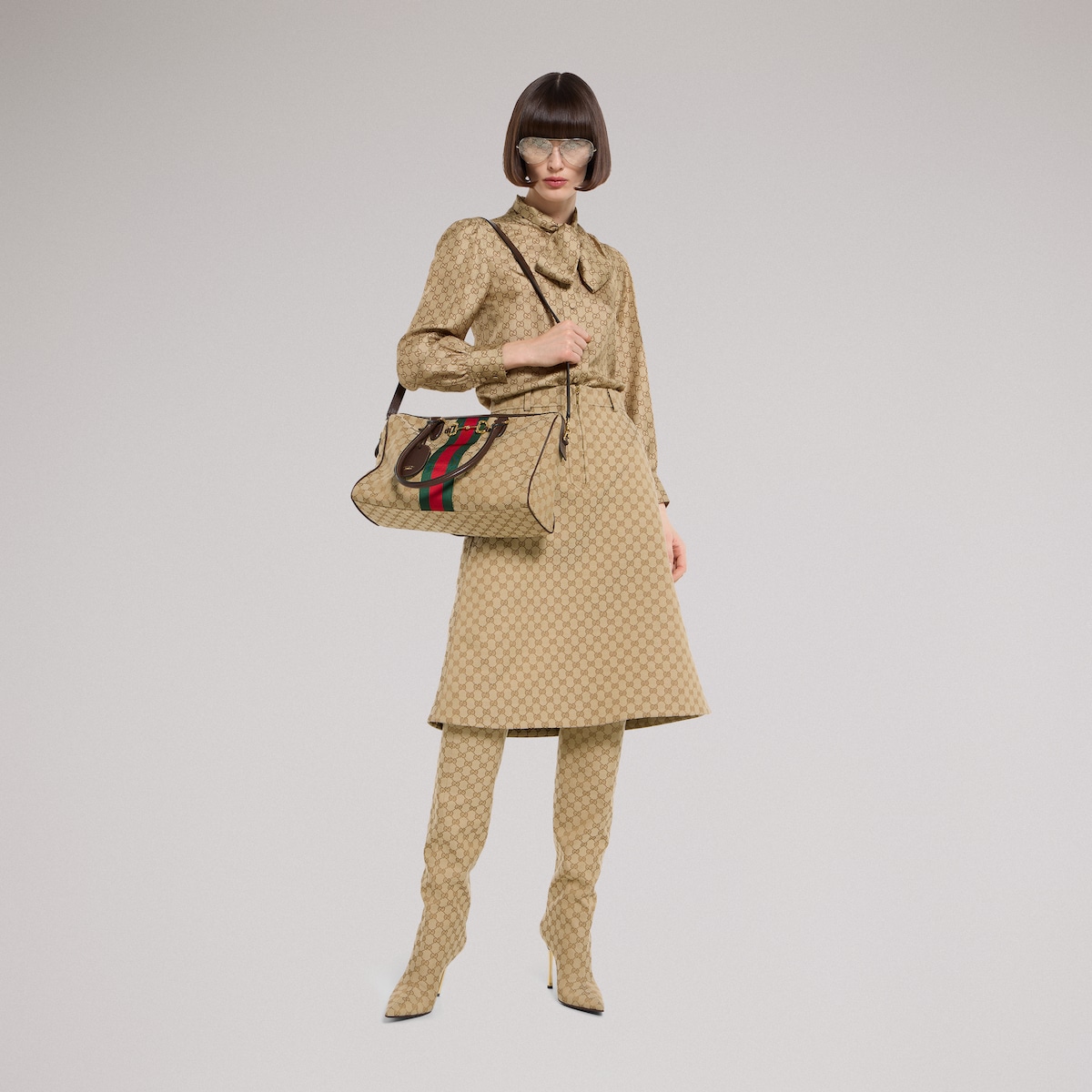 Borsetto large boston bag in sand and brown GG canvas - thumbnail 9