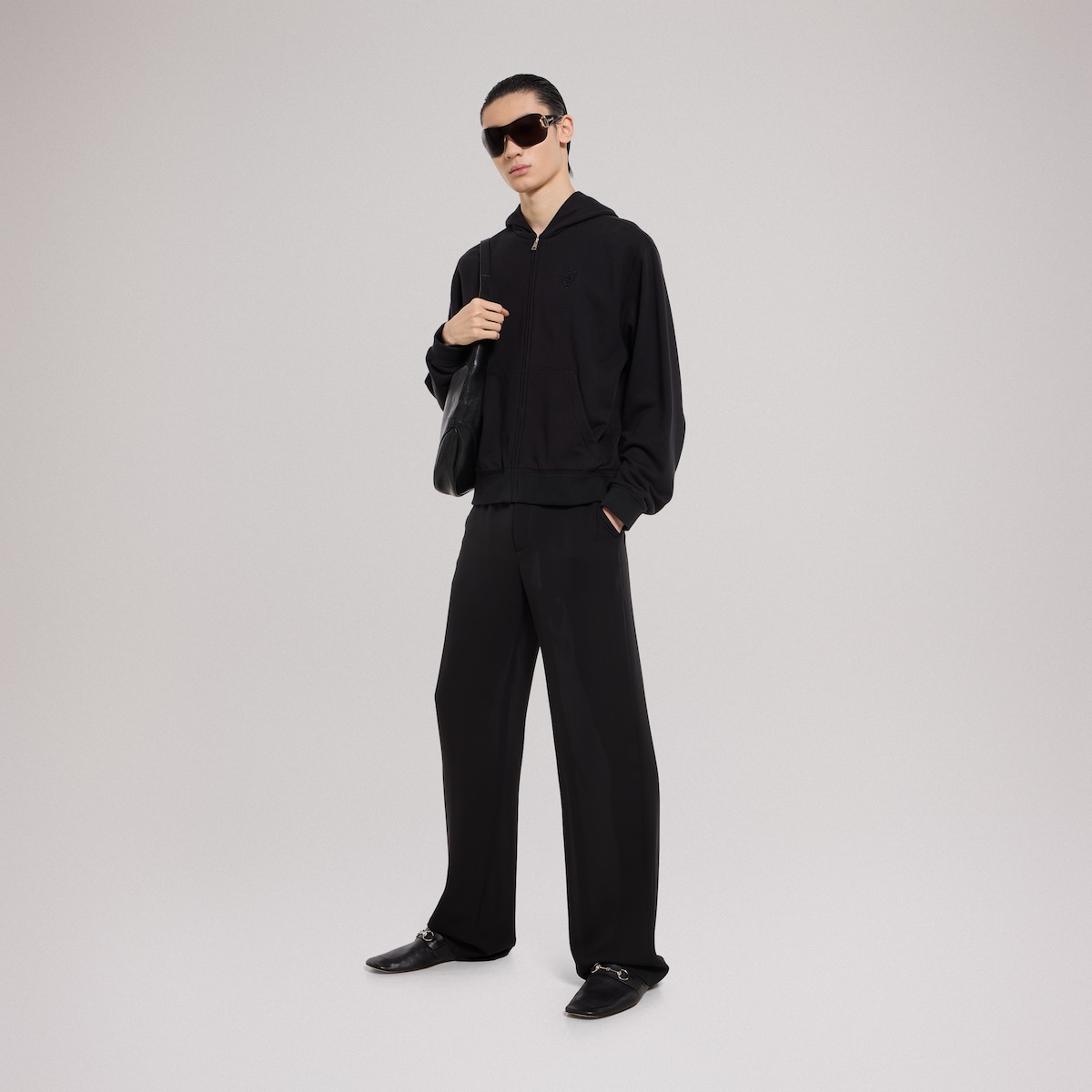 Cashmere blend zip jacket with embroidery in black - thumbnail 2