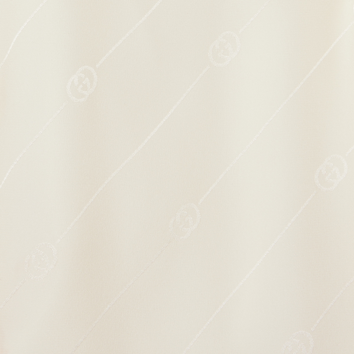 Silk crêpe satin Interlocking G shirt in white