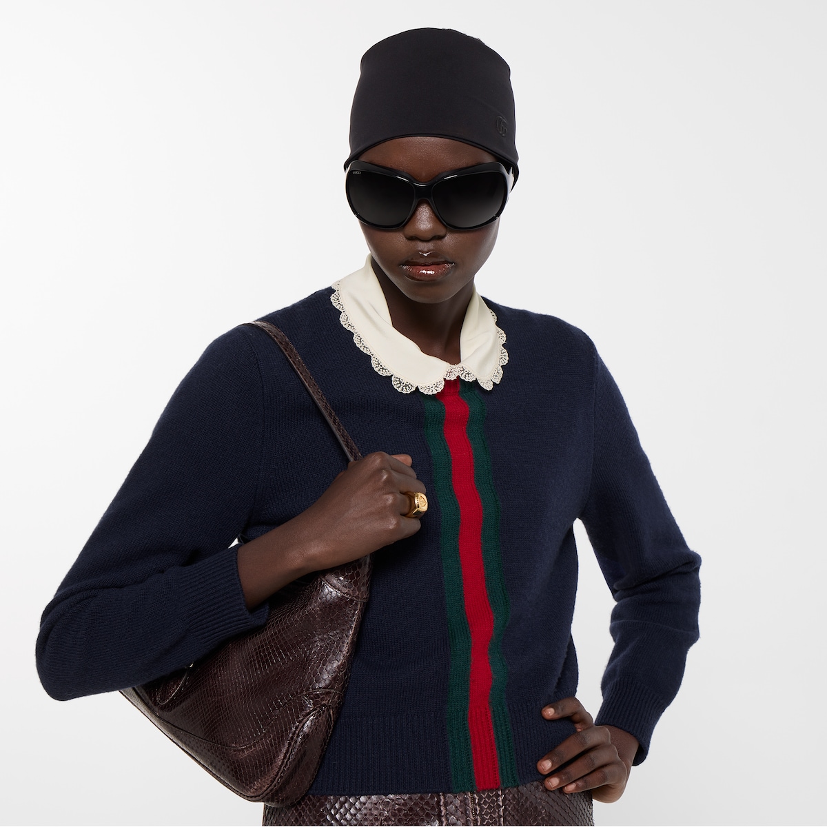 Fine knit wool sweater with Web in blue