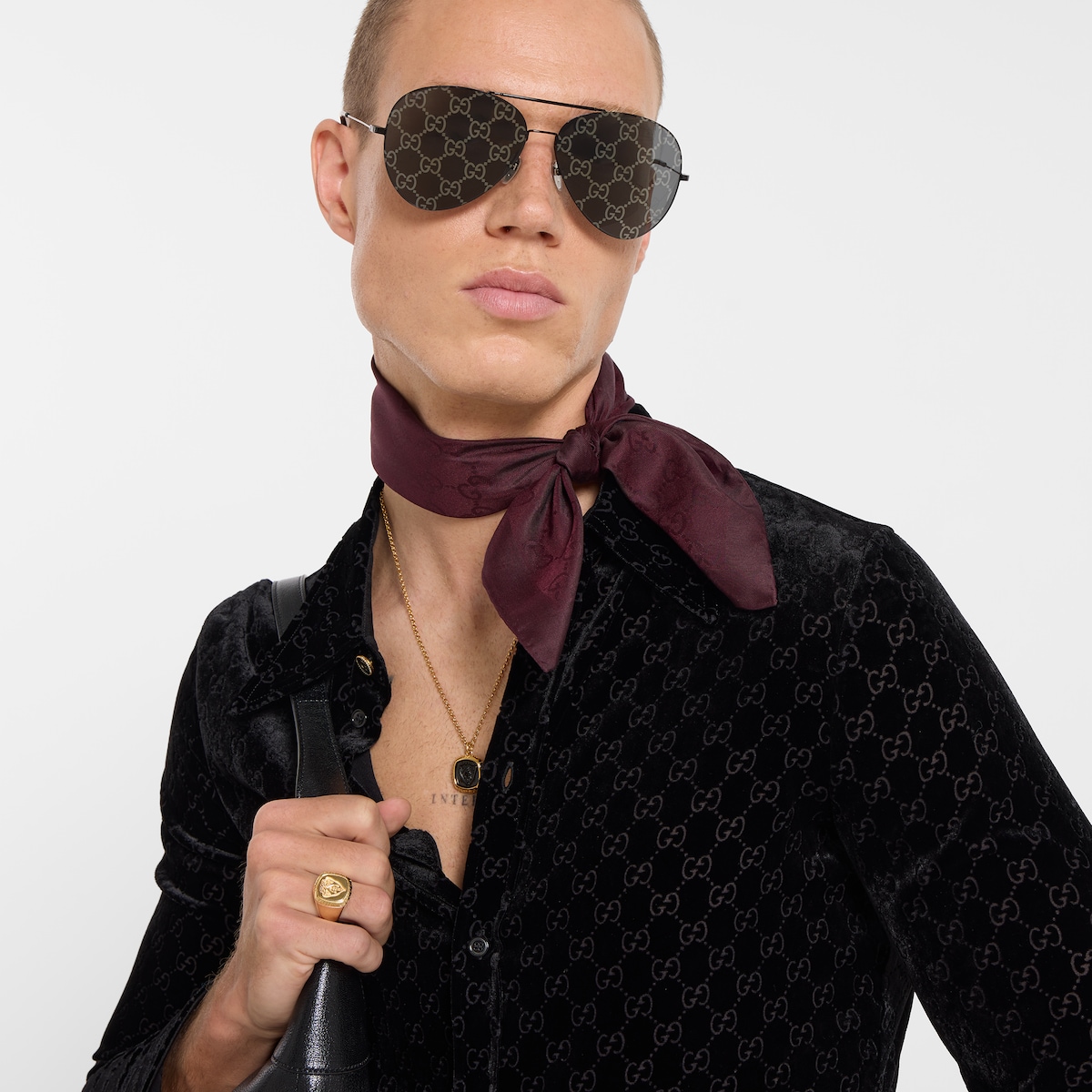 GG silk cotton pocket square in bordeaux