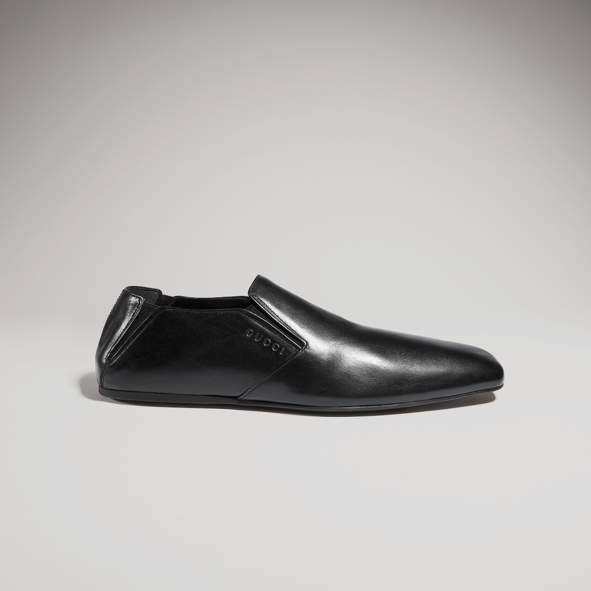 Men's Cupertino loafer in black leather | GUCCI® KW