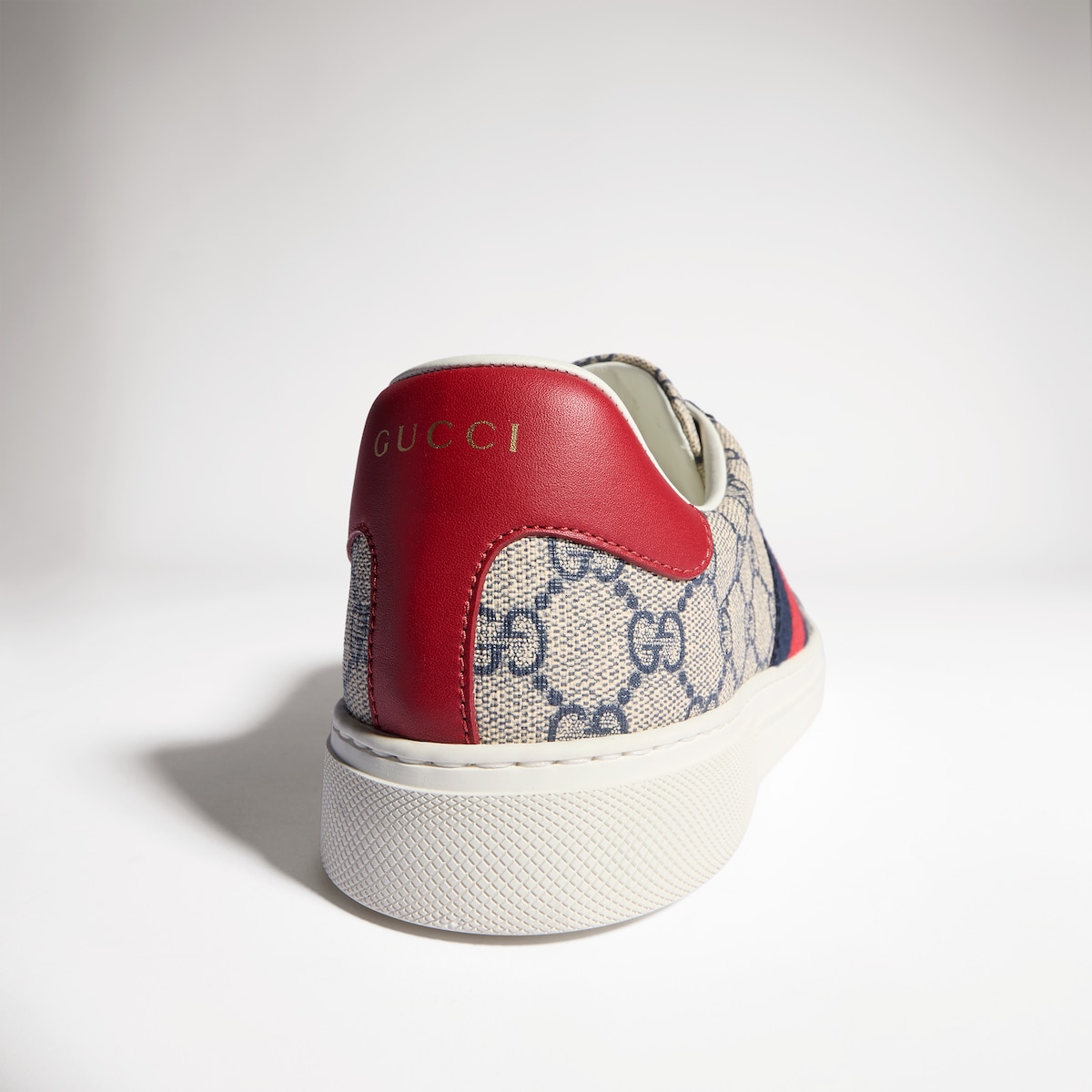 Men's Gucci Ace sneaker with Web in beige and blue GG Supreme - thumbnail 3