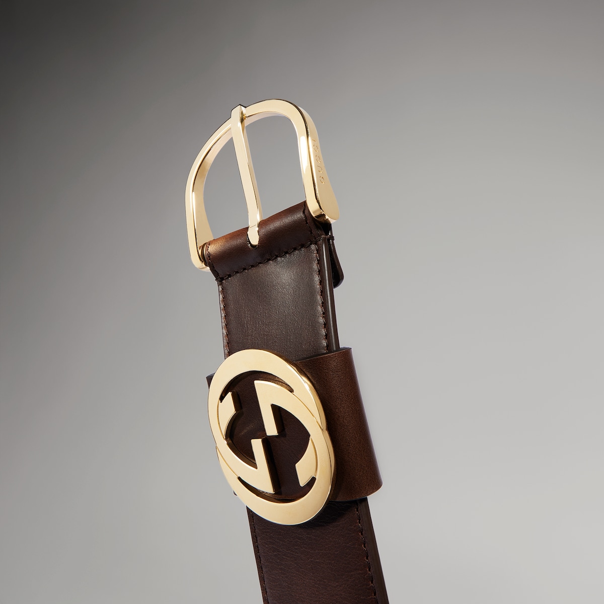 Wide belt with round buckle in dark brown leather | GUCCI® US
