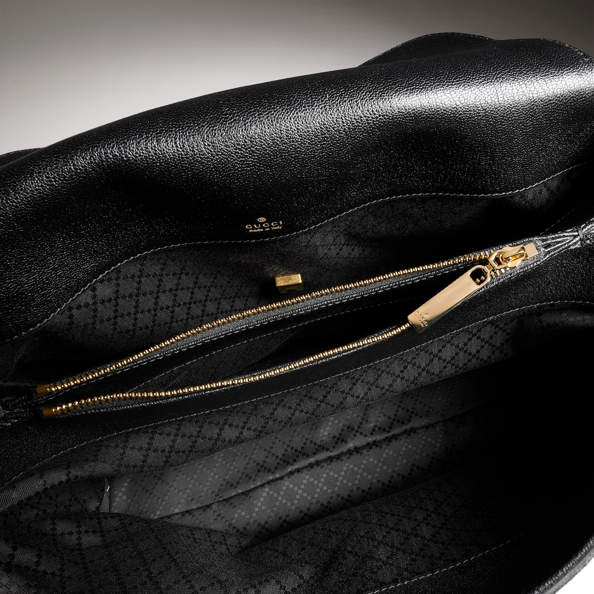 Large tote bag with lock in dark brown leather - thumbnail 5