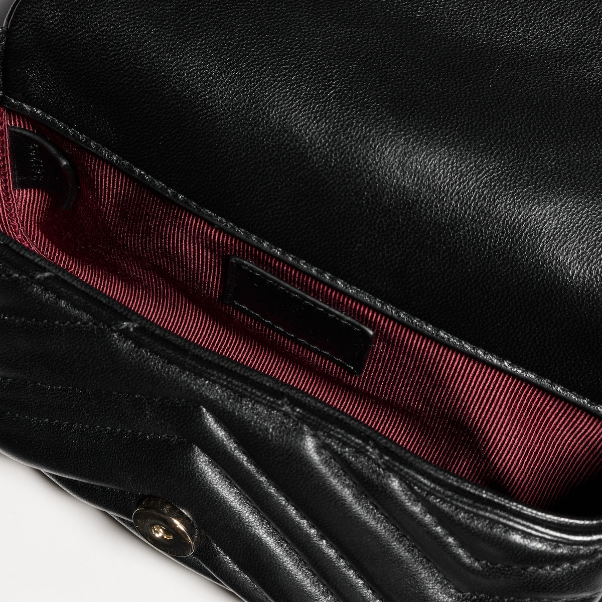 GG Marmont mini shoulder bag in black leather