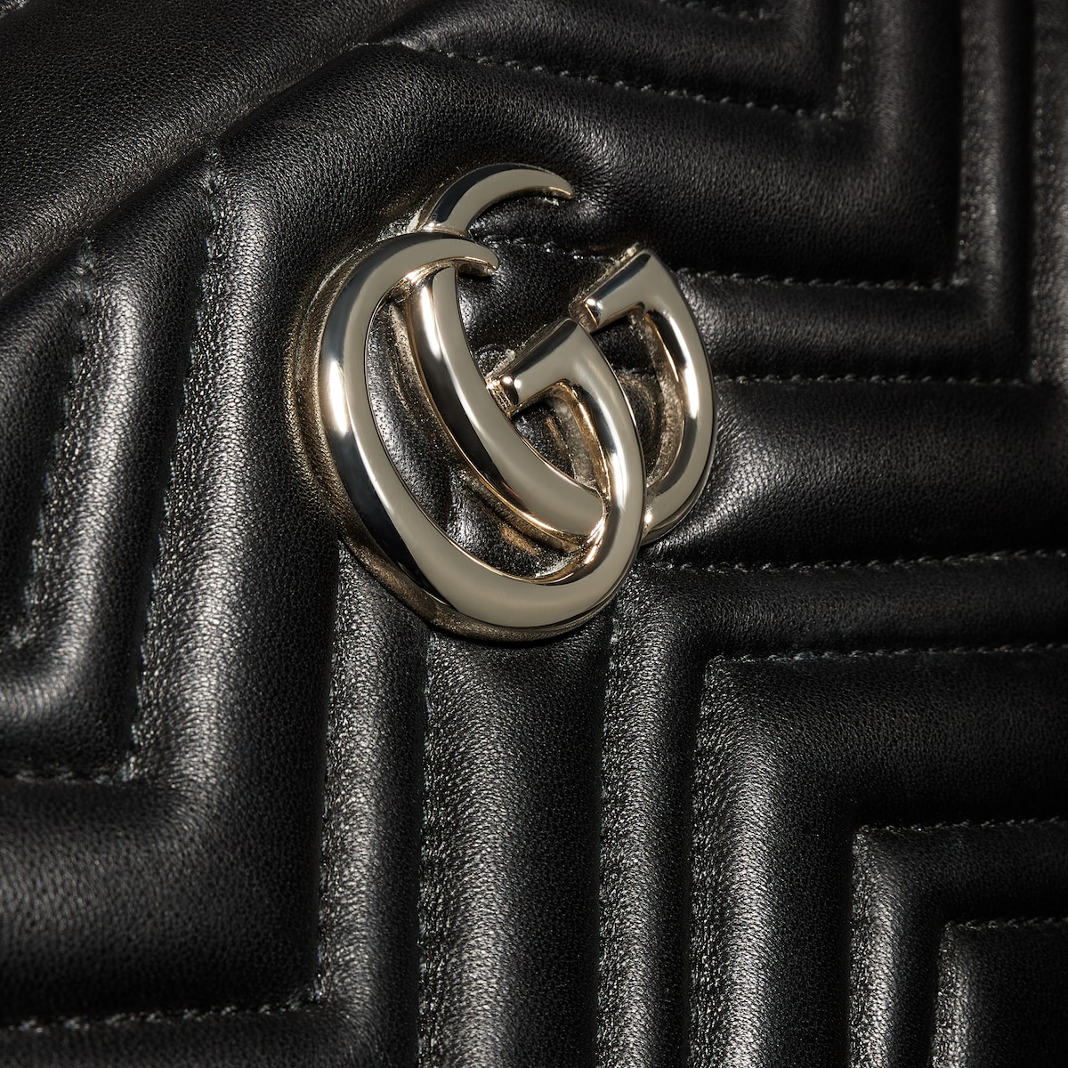 GG Marmont small camera bag in white leather - thumbnail 3