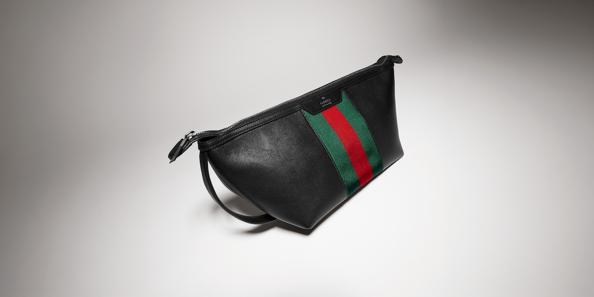 Mega Web Trademark small toiletry case in black leather | GUCCI® US