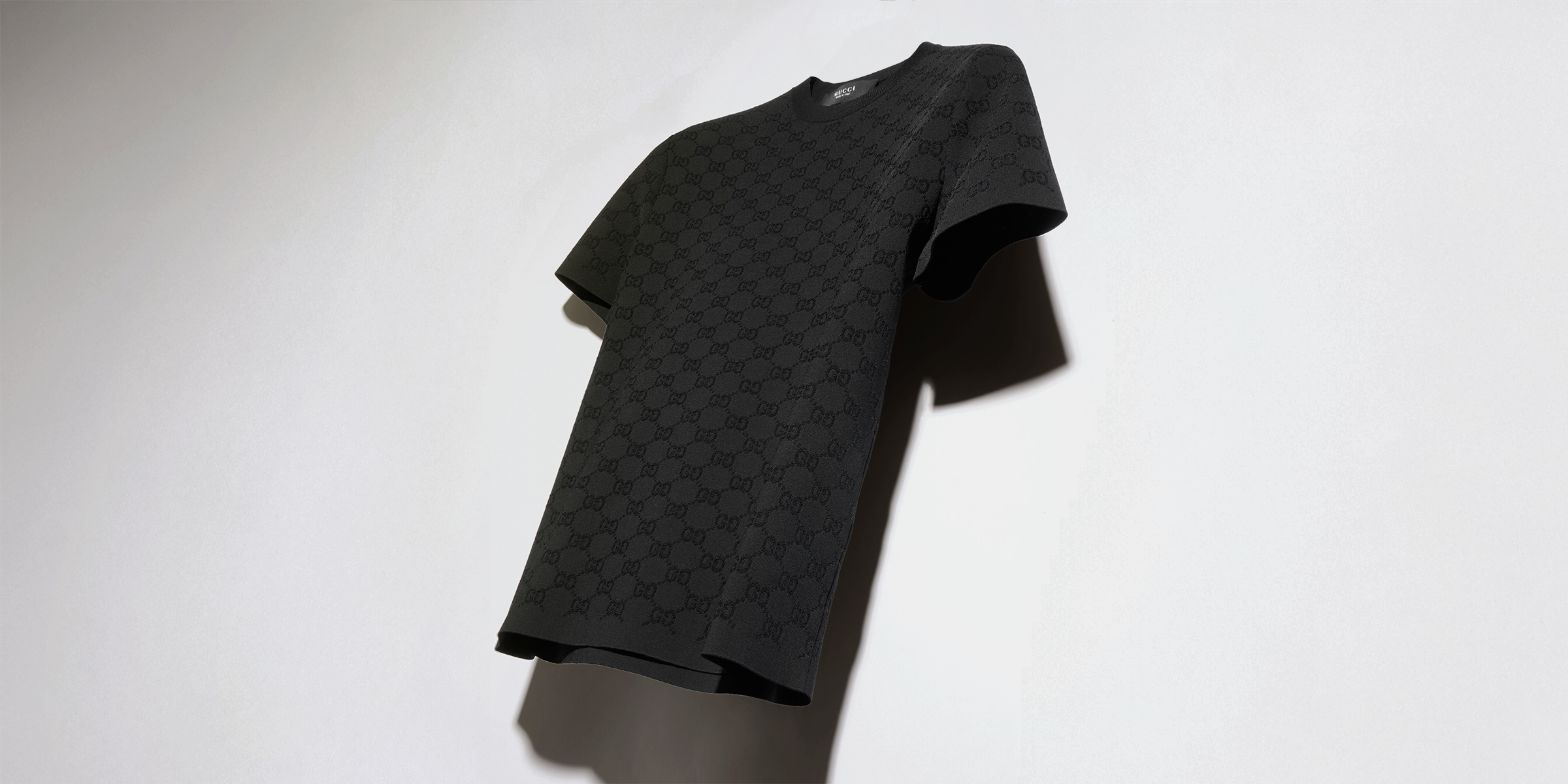 Technical GG fabric jacquard T-shirt in black | GUCCI® INT