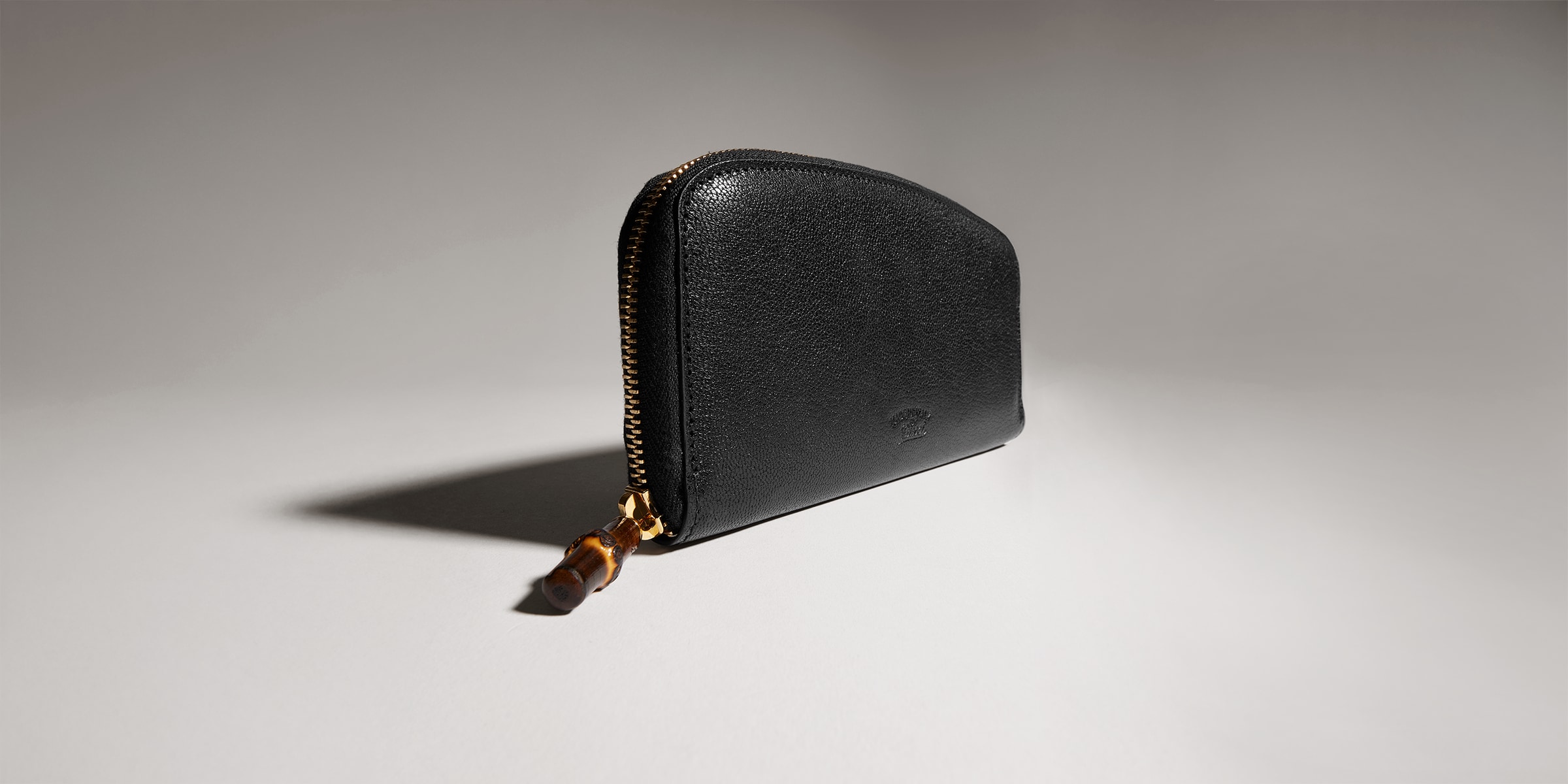 バンブー付き ジップアラウンドウォレット ・ブラック レザー | GUCCI公式