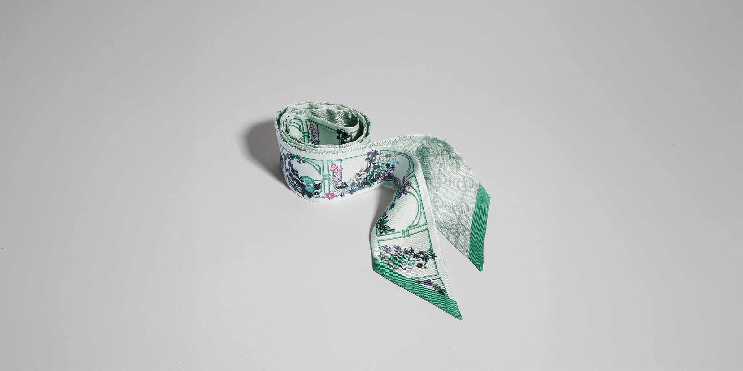 Printed silk twill ribbon in green | GUCCI® UK