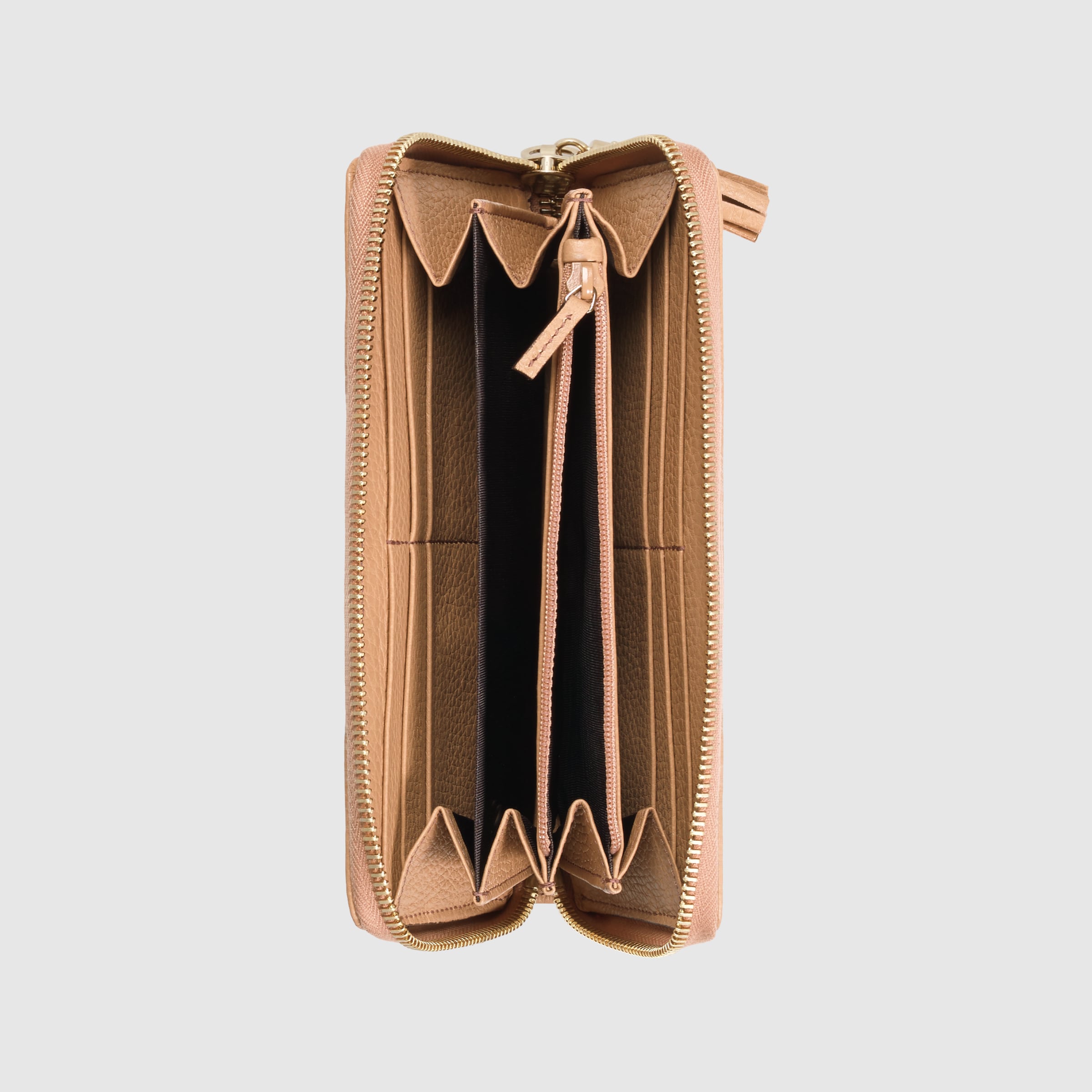 Soho leather zip around wallet Gucci Women's Zip Around 308004A7M0G2754