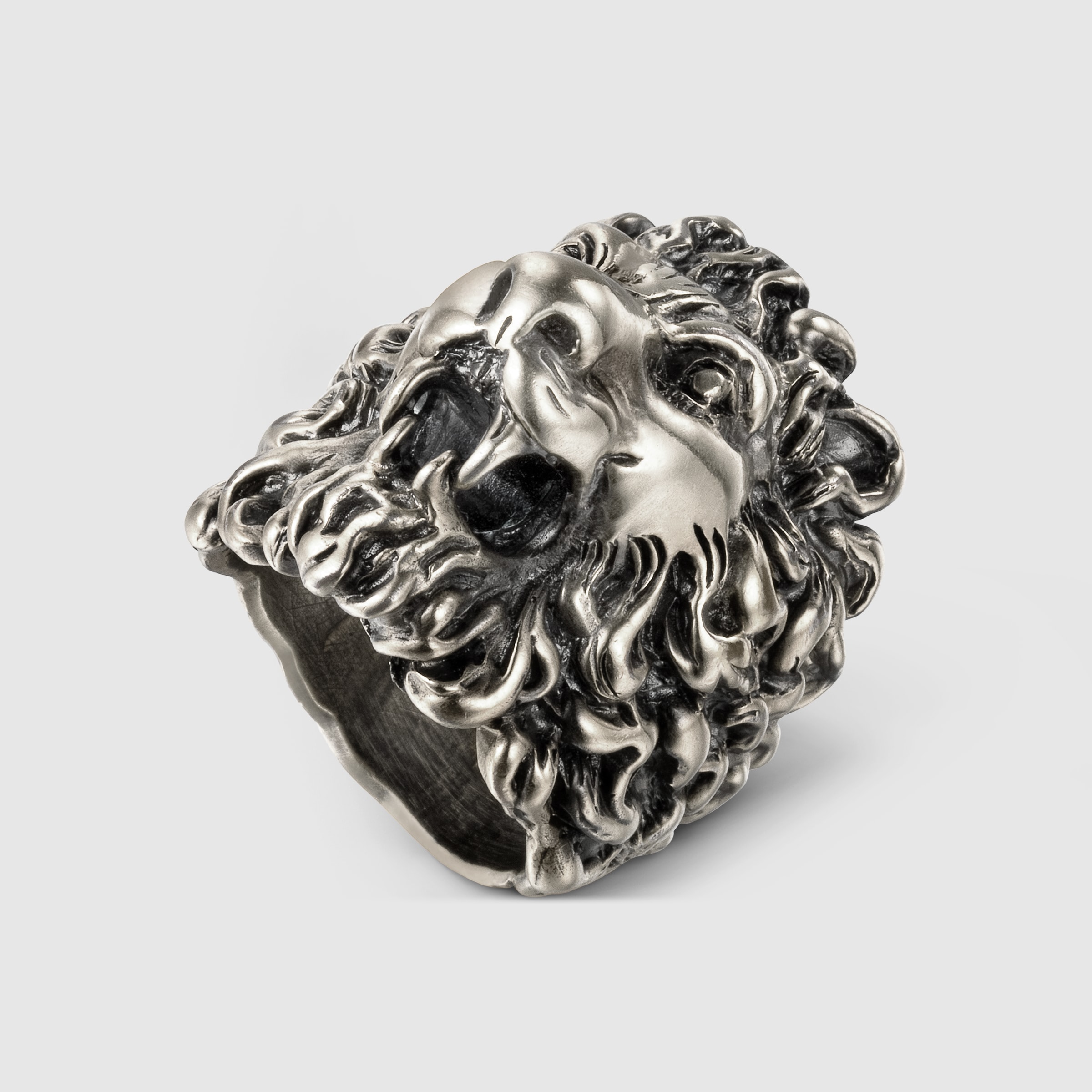 398601_I4601_8111_002_100_0000_Light-Ring-with-lion-head.jpg