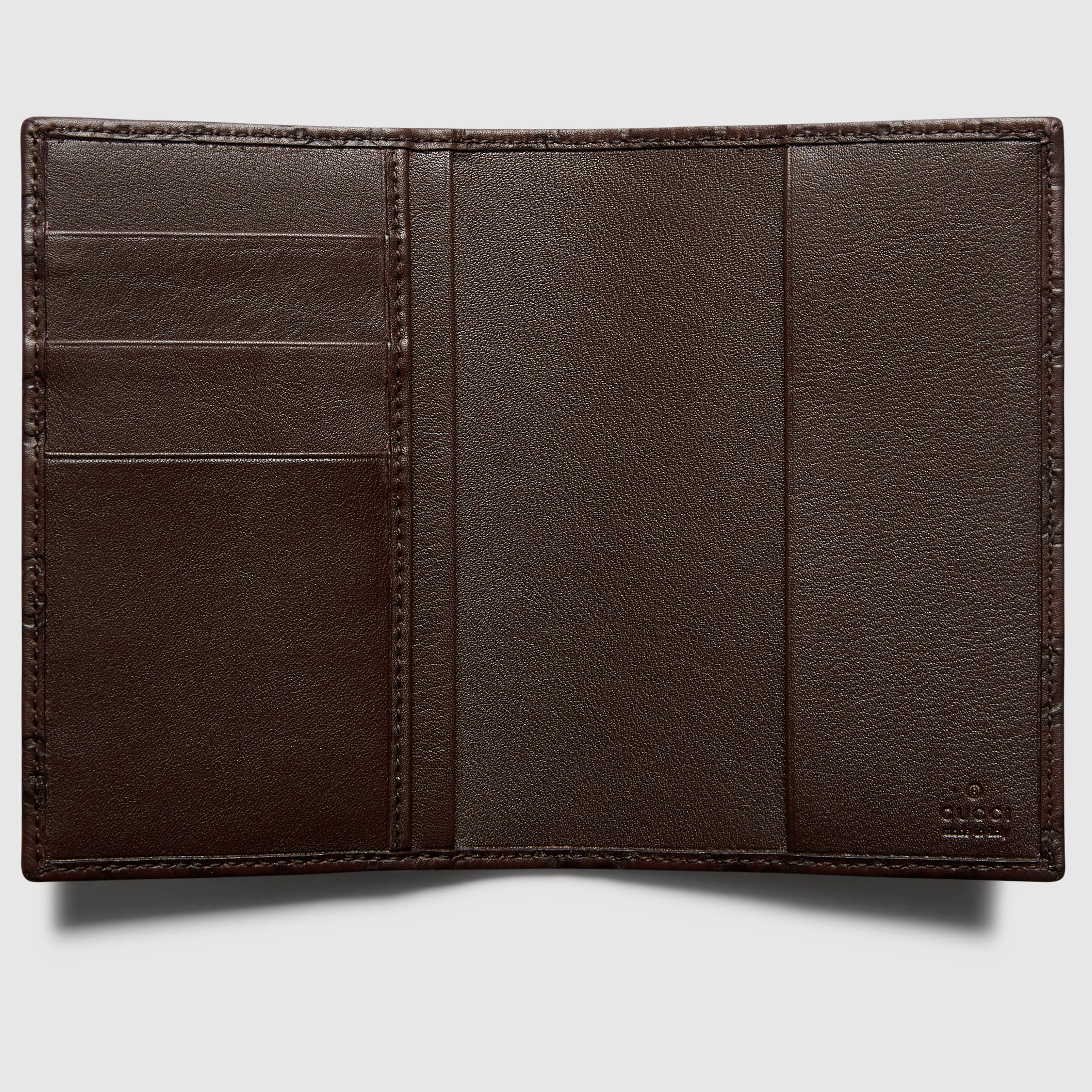 Gucci Women Guccissima leather passport case 154694A0V1R2019