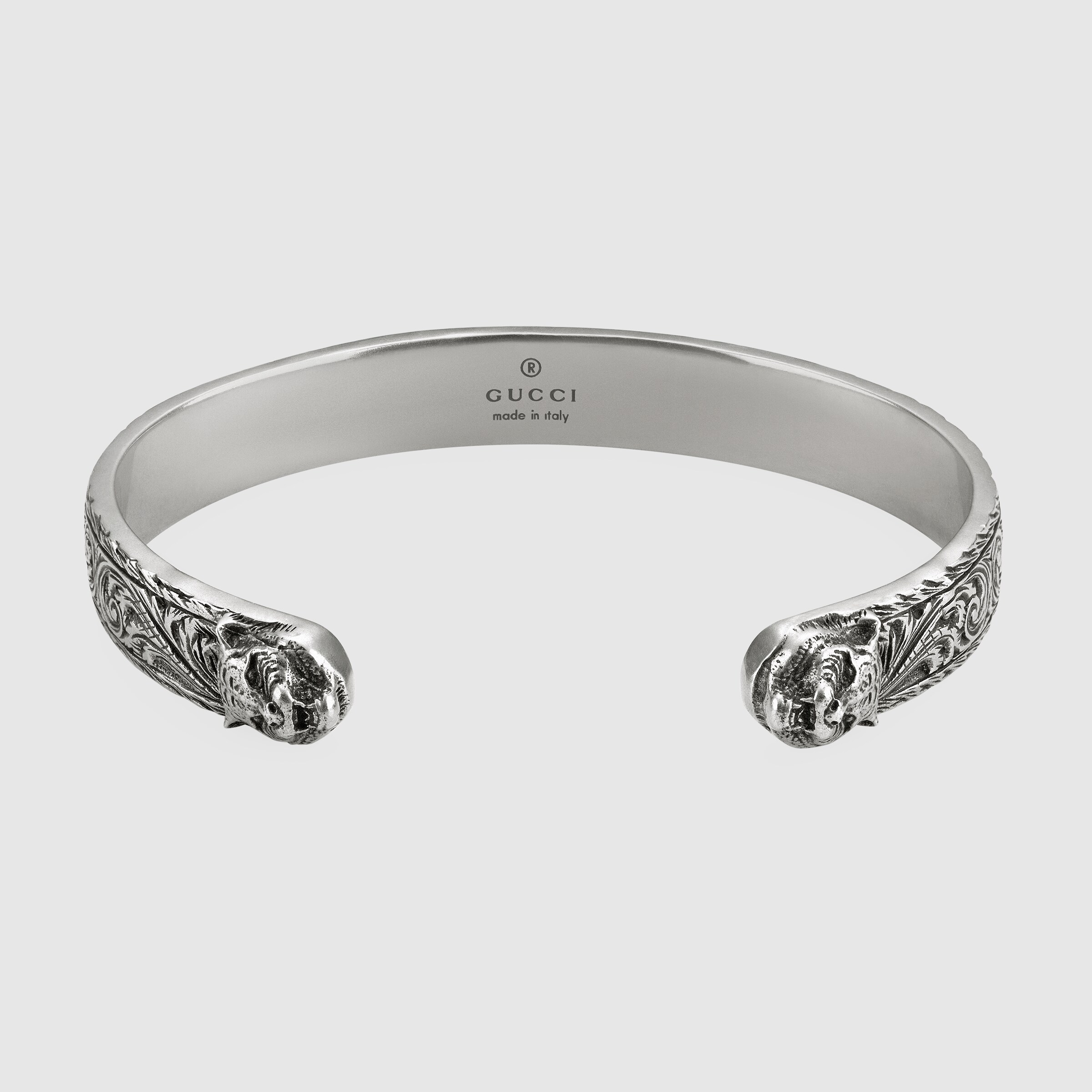 433575_J8400_0911_002_100_0000_Light-Bracelet-in-silver-with-feline-head.jpg