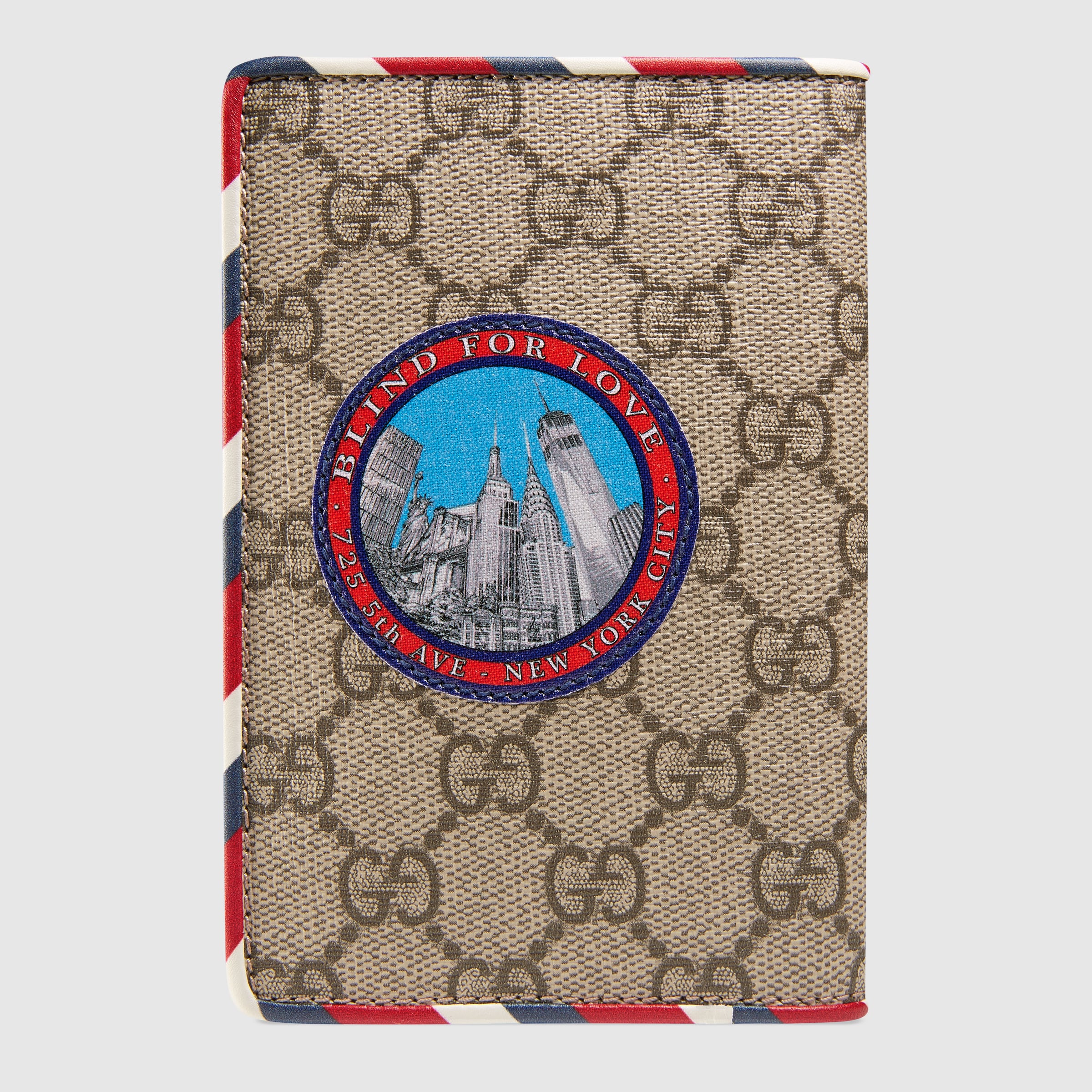Gucci Courrier GG Supreme passport case GUCCI®