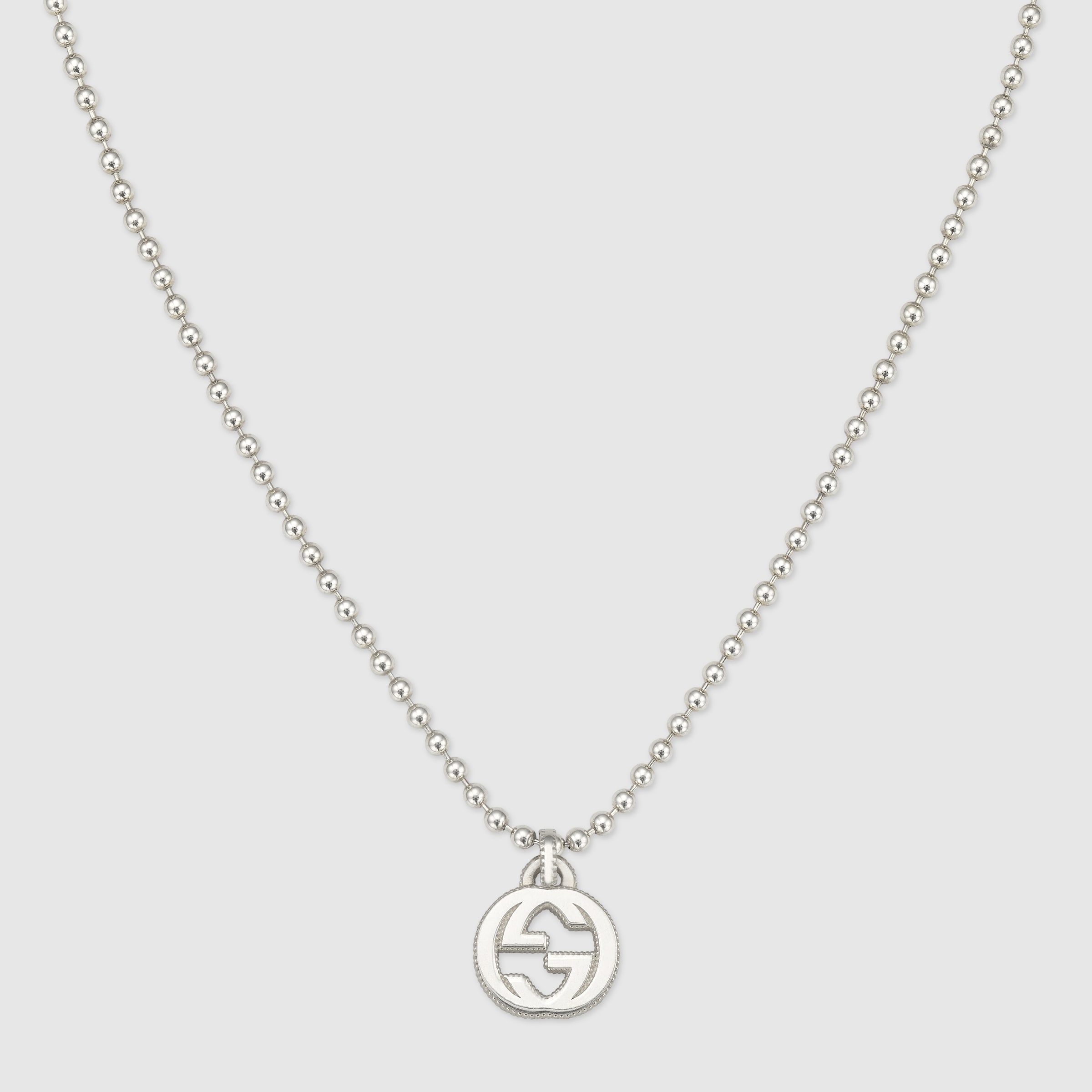 479219_J8400_8106_001_100_0000_Light-Interlocking-G-necklace-in-silver.jpg