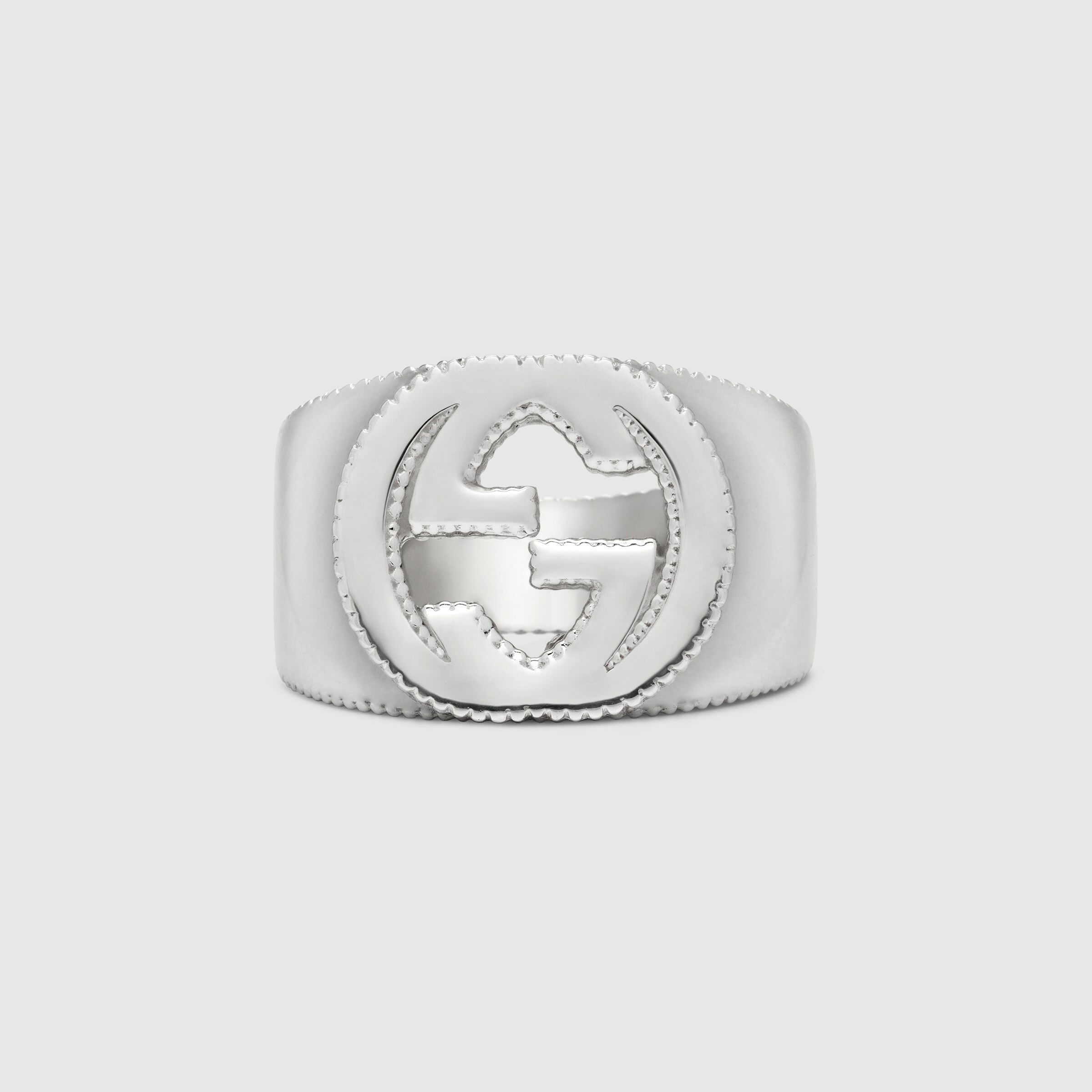 479229_J8400_8106_001_100_0000_Light-Interlocking-G-ring-in-silver.jpg