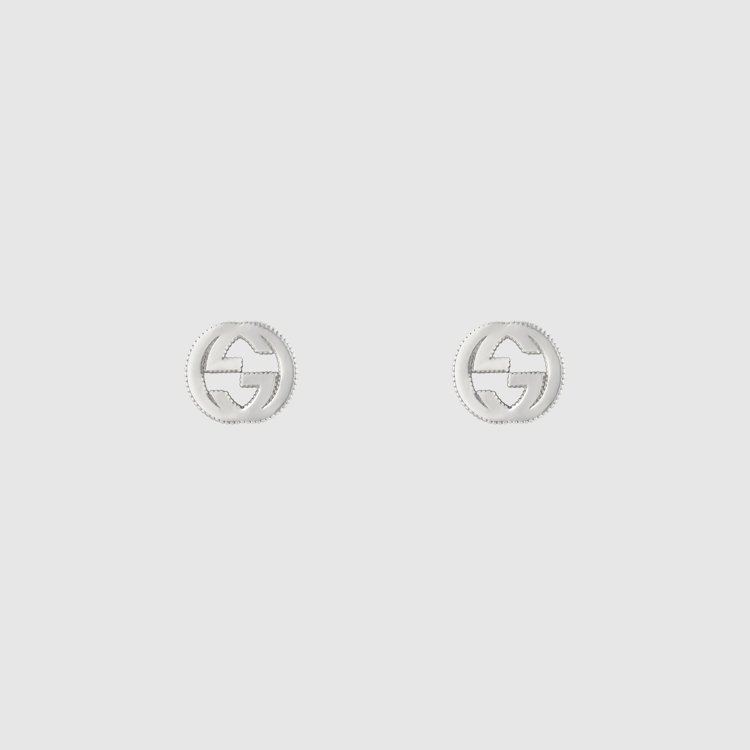 479227_J8400_8106_001_100_0000_Light-Interlocking-G-earrings-in-silver.jpg