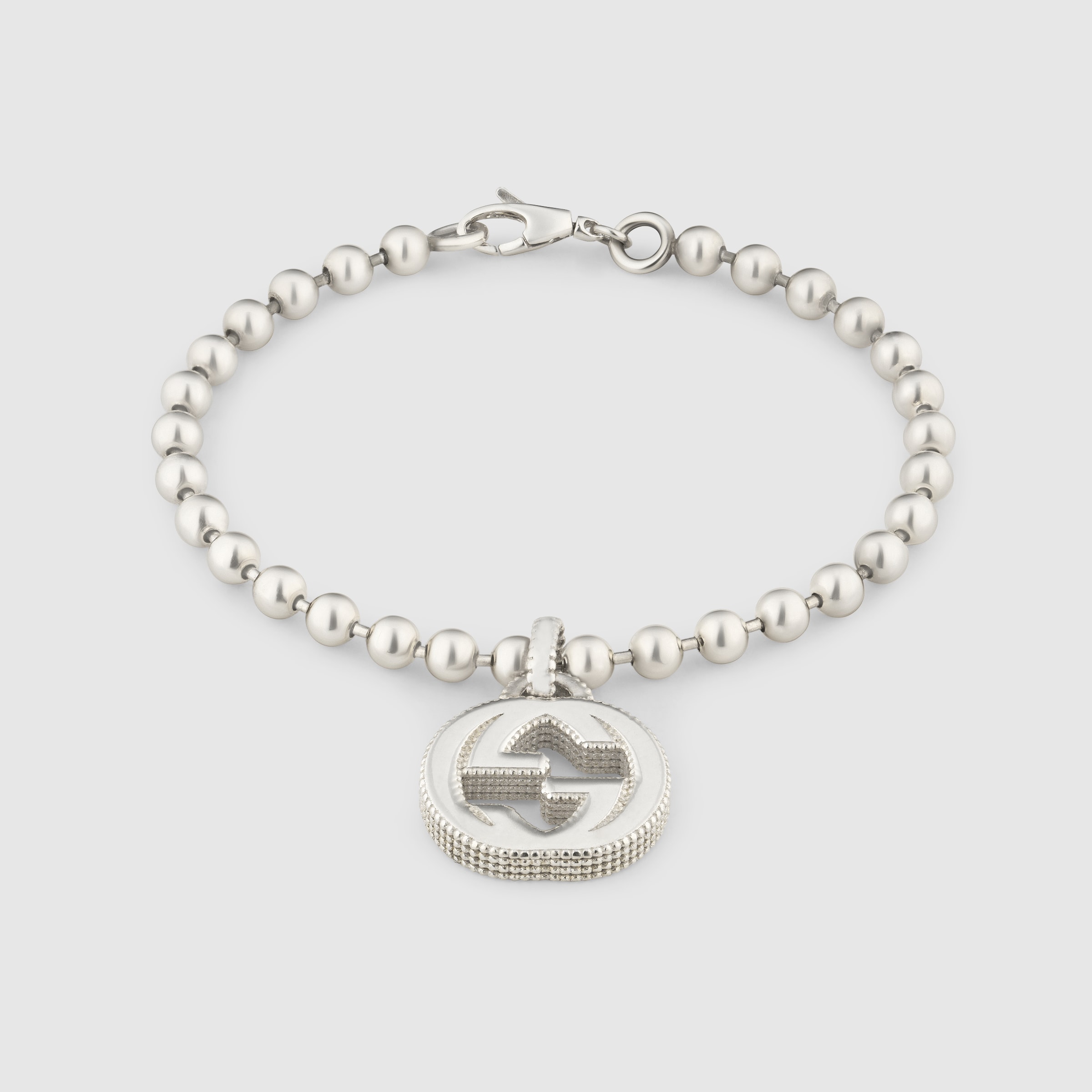 479226_J8400_8106_001_100_0000_Light-Interlocking-G-bracelet-in-silver.jpg