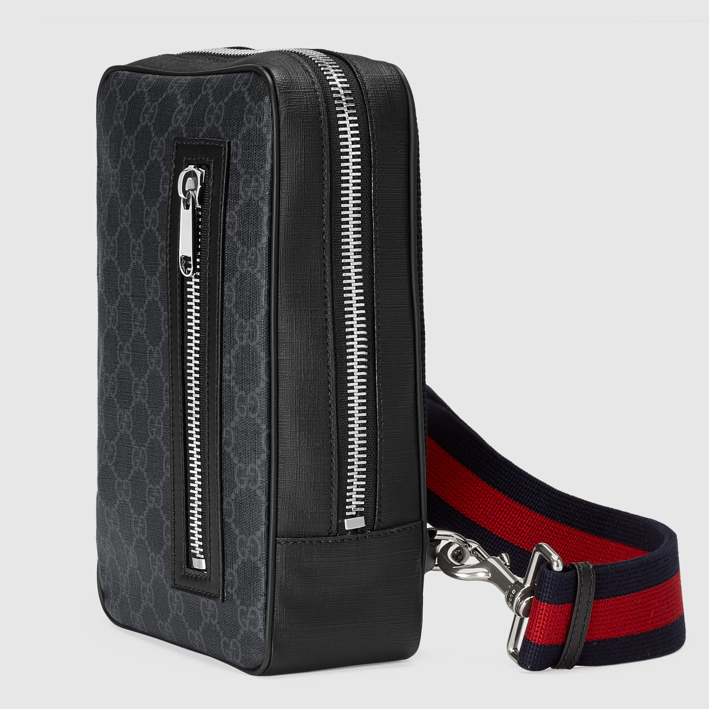 478325_K9RRN_1095_002_042_0000_Light-GG-Black-belt-bag.jpg