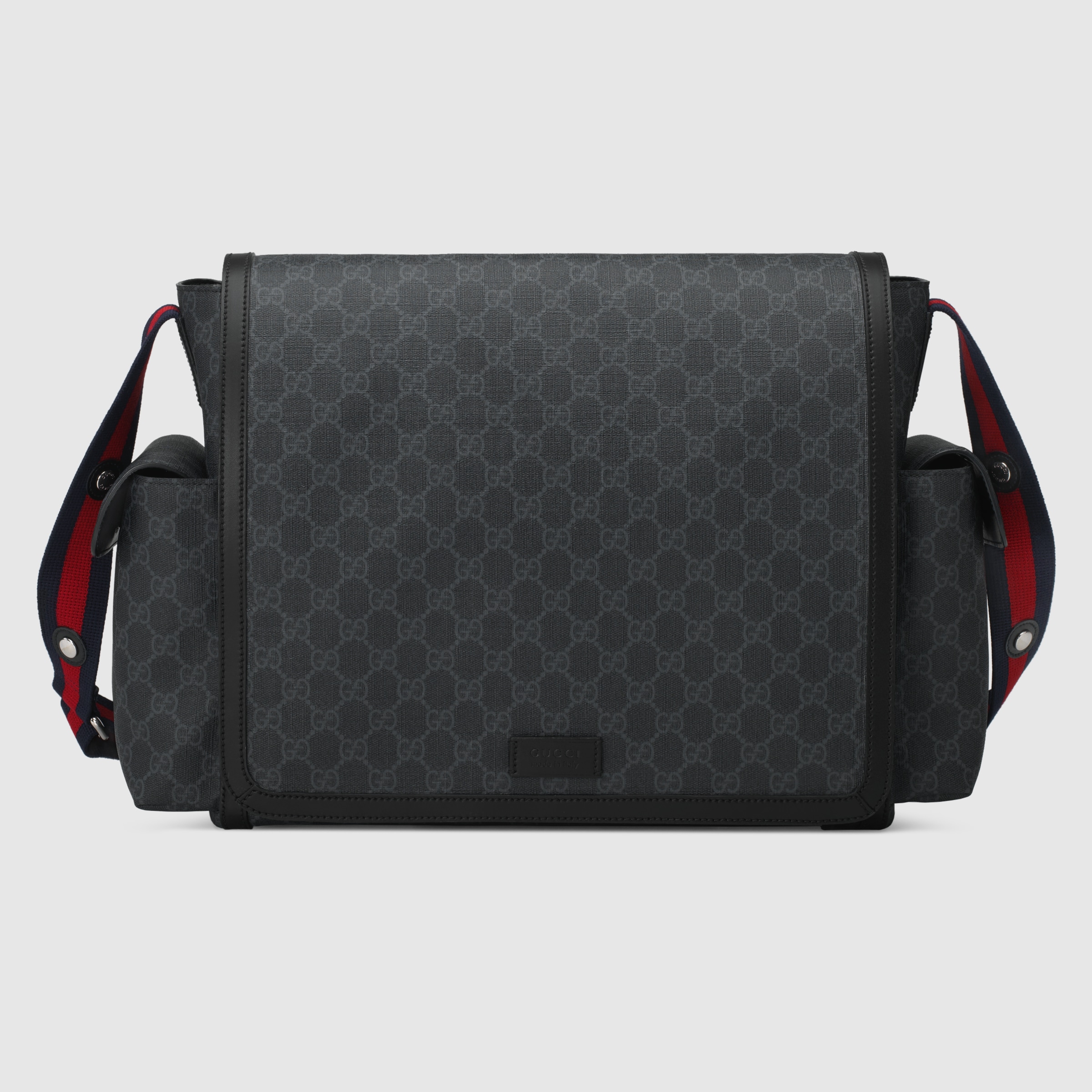 495909_K5RLN_1095_001_079_0000_Light-GG-Supreme-baby-changing-bag.jpg