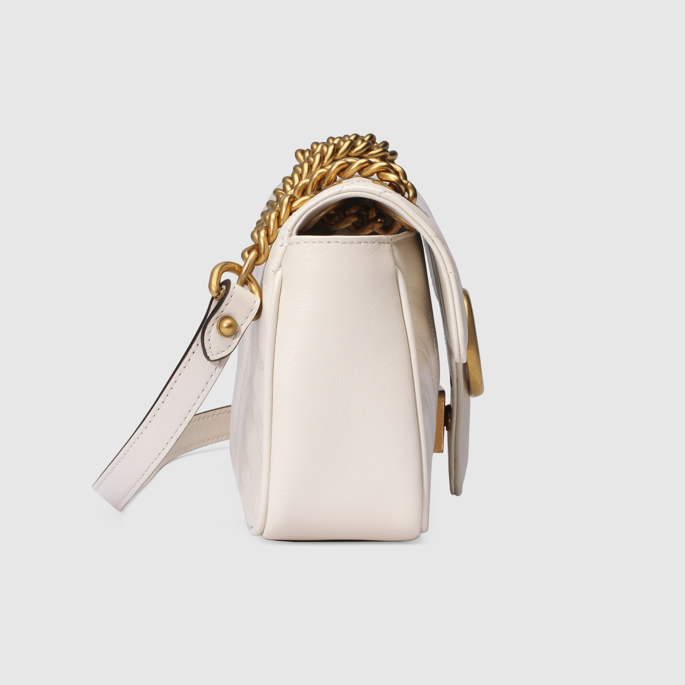 446744_DTDIT_9022_004_055_0000_Light-GG-Marmont-matelass-mini-bag.jpg